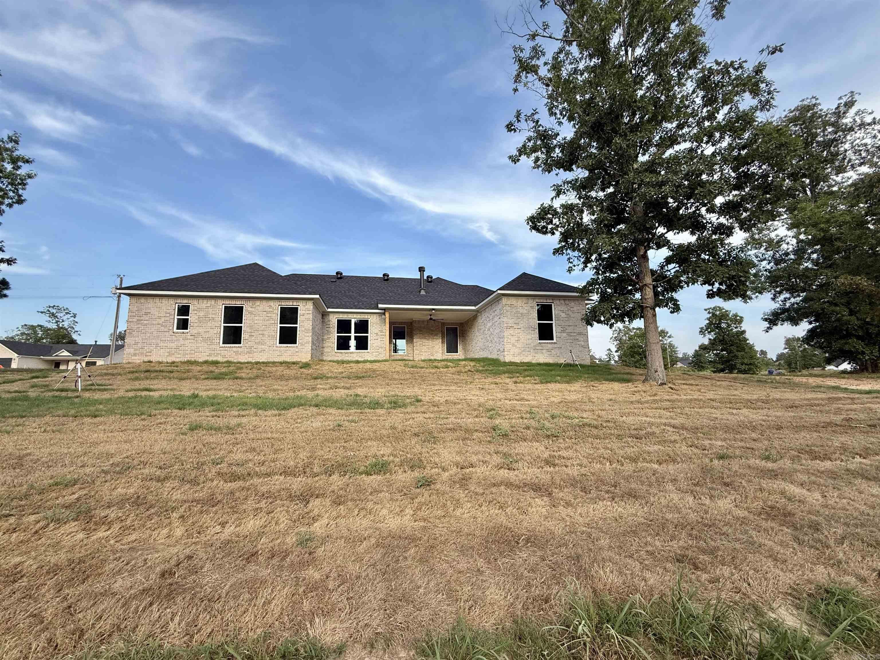 PLANTATION HILLS - Residential