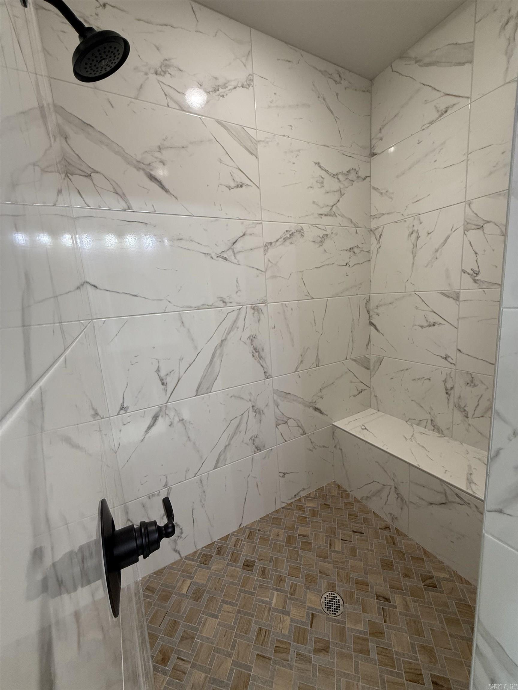 PLANTATION HILLS - Residential