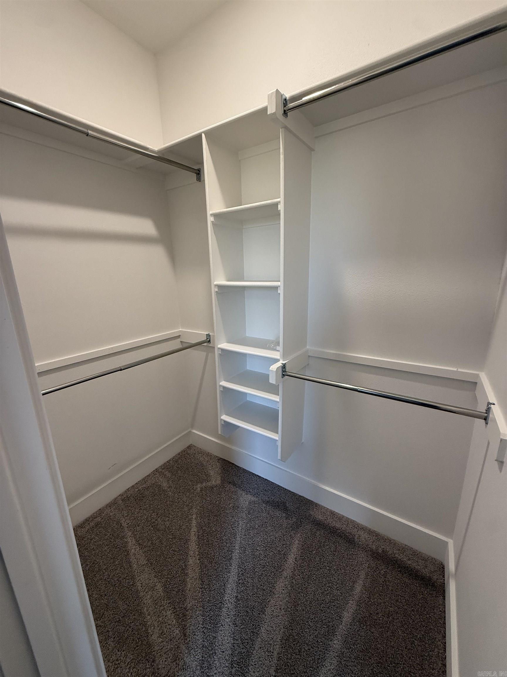 PLANTATION HILLS - Residential