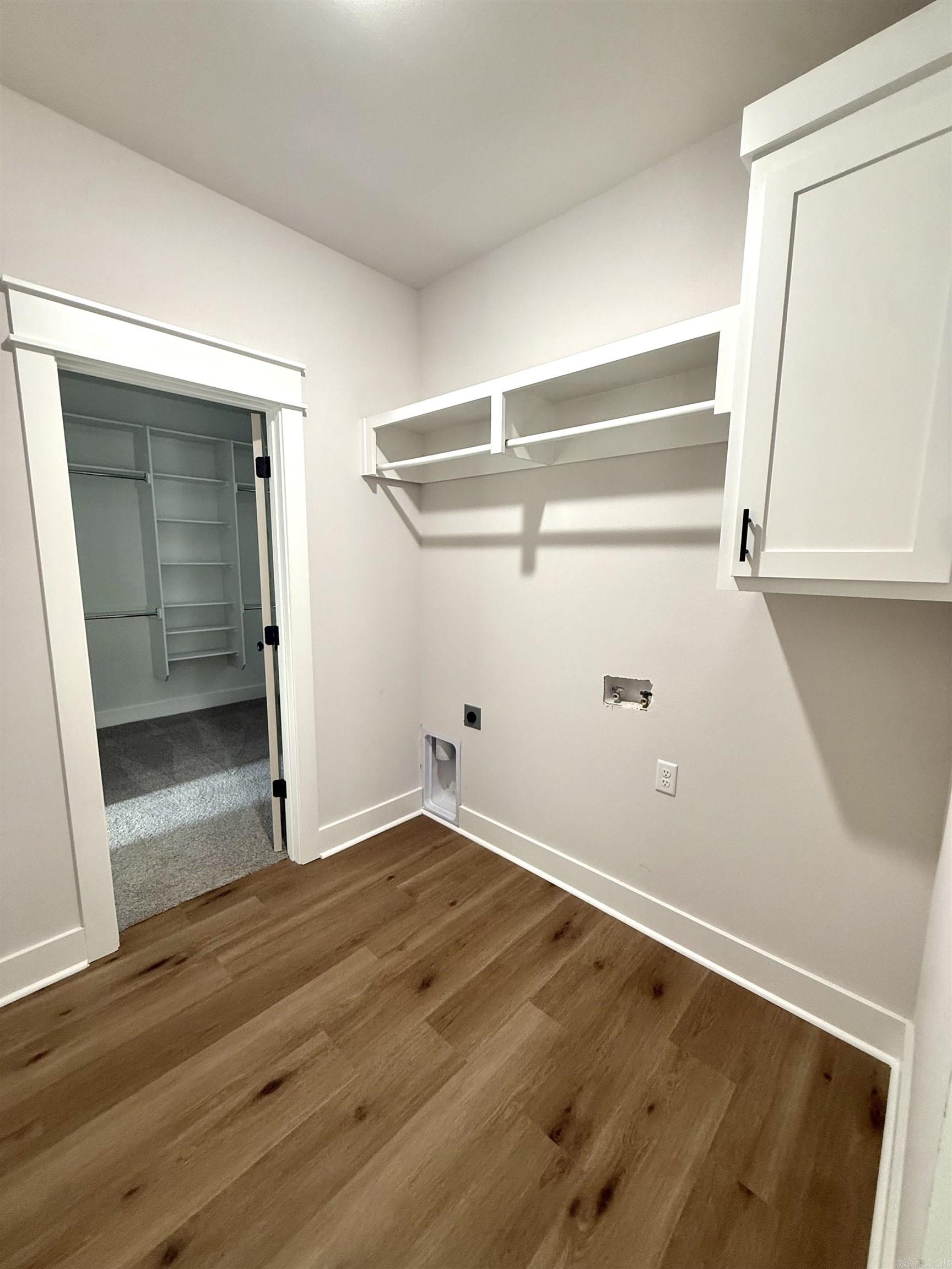 PLANTATION HILLS - Residential