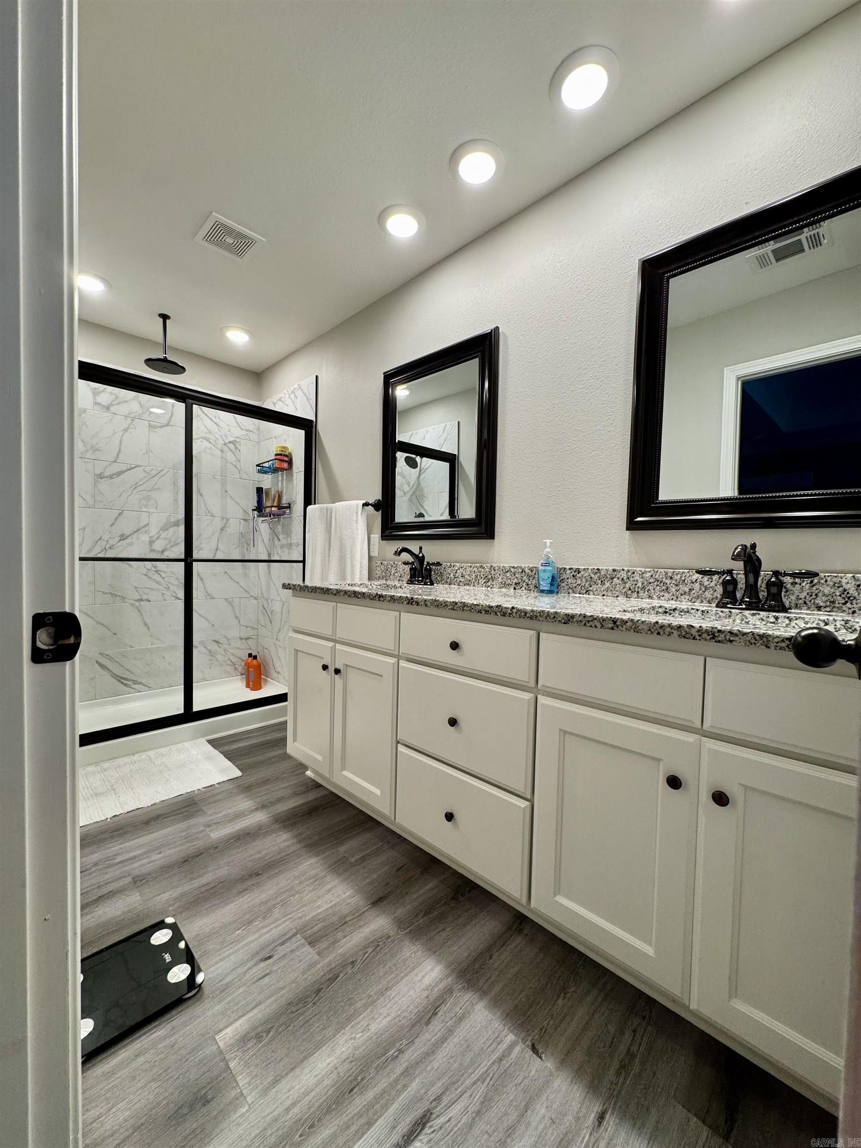 LILLY ANN PLACE - Residential