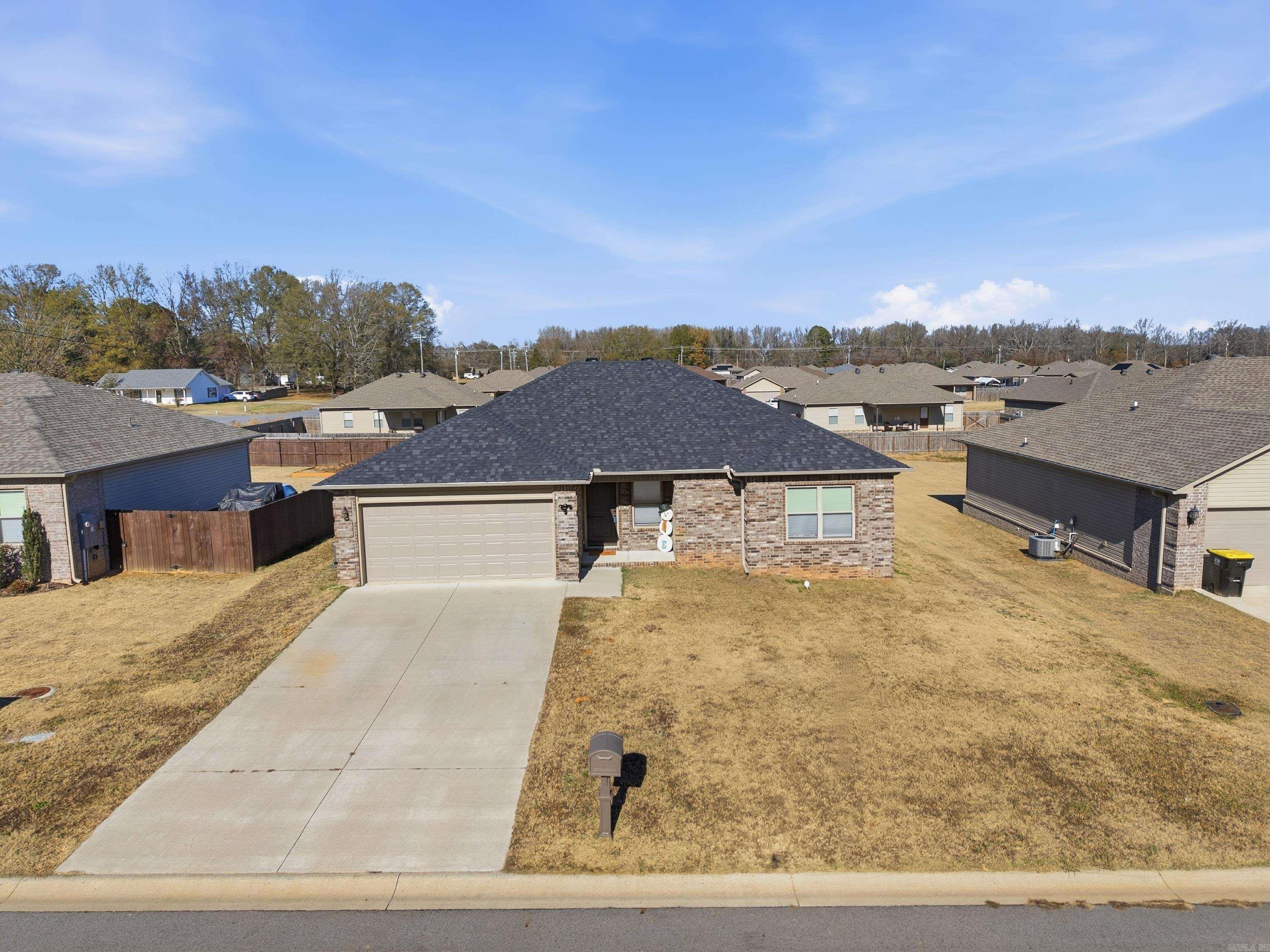 LILLY ANN PLACE - Residential