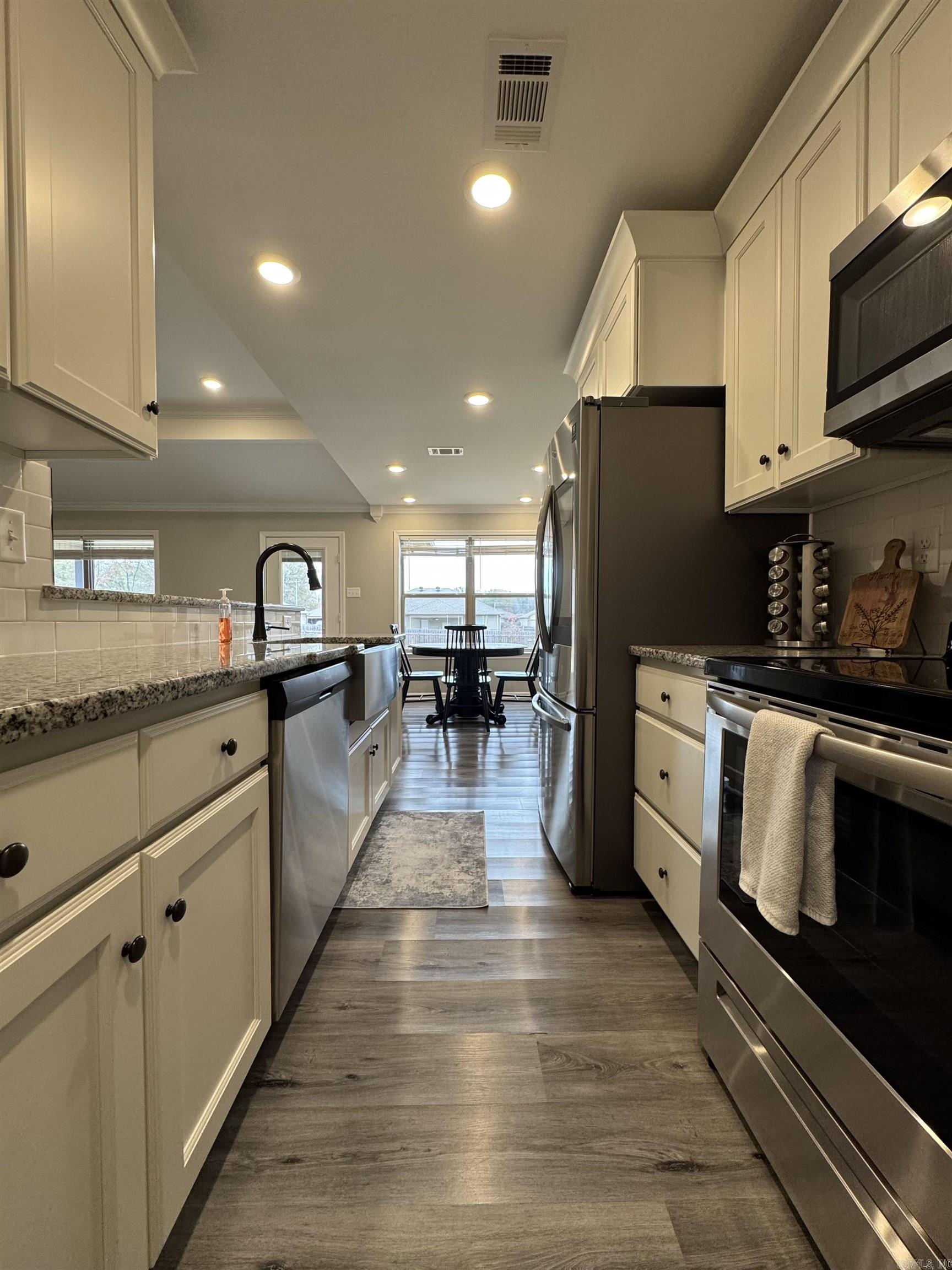 LILLY ANN PLACE - Residential