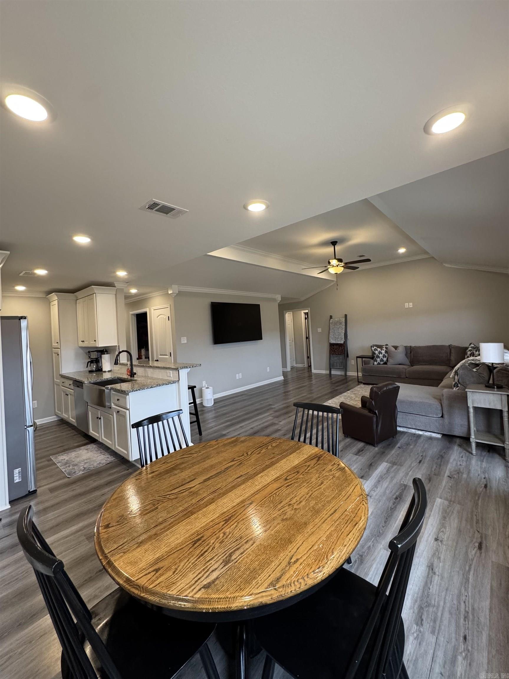 LILLY ANN PLACE - Residential