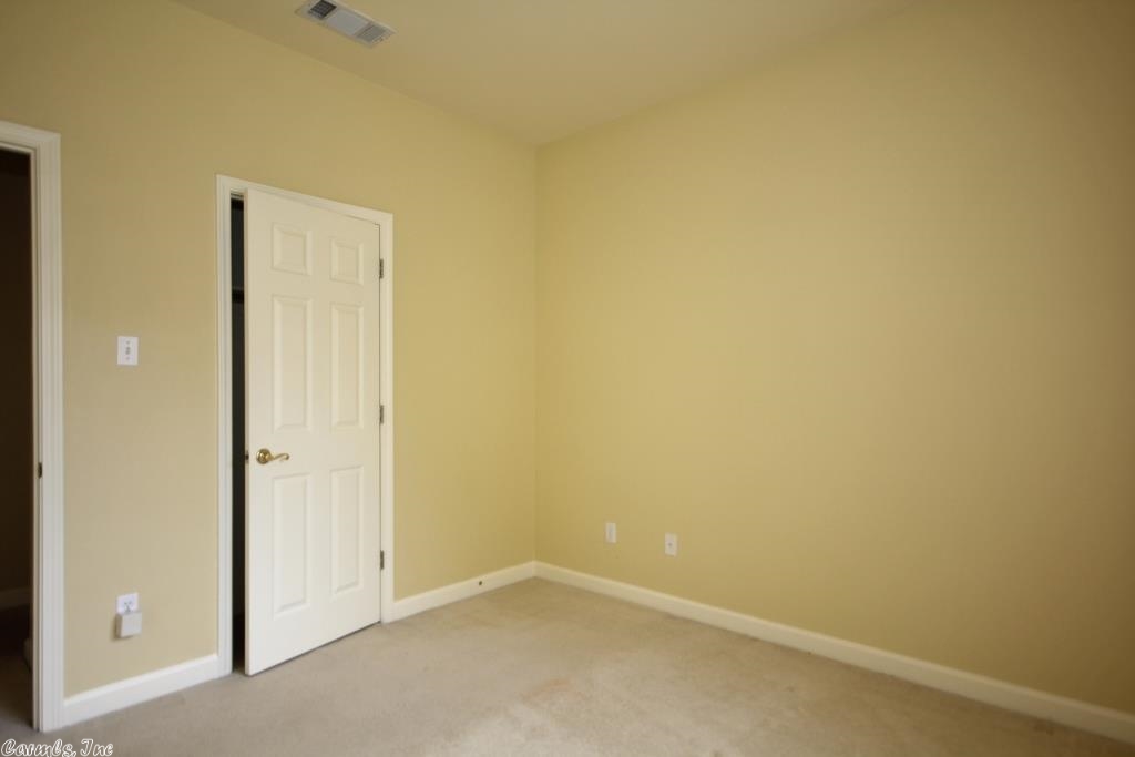 CHENAL VALLEY DUQUESNE COMMUNITY - Residential