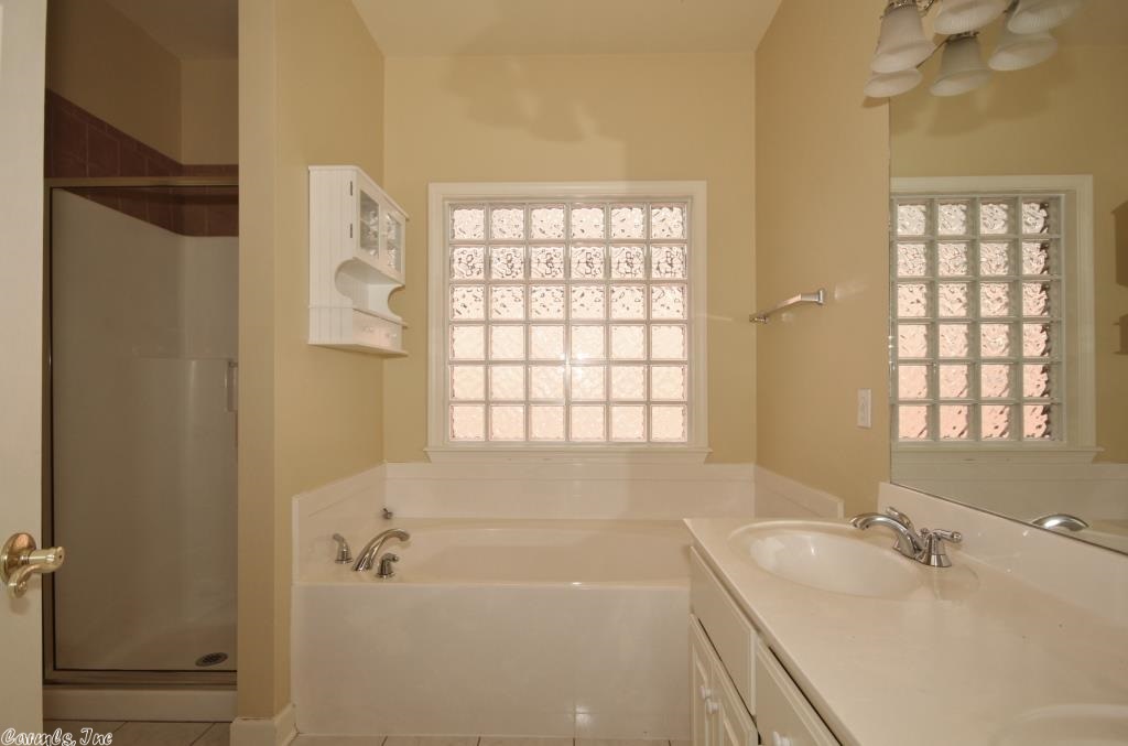 CHENAL VALLEY DUQUESNE COMMUNITY - Residential