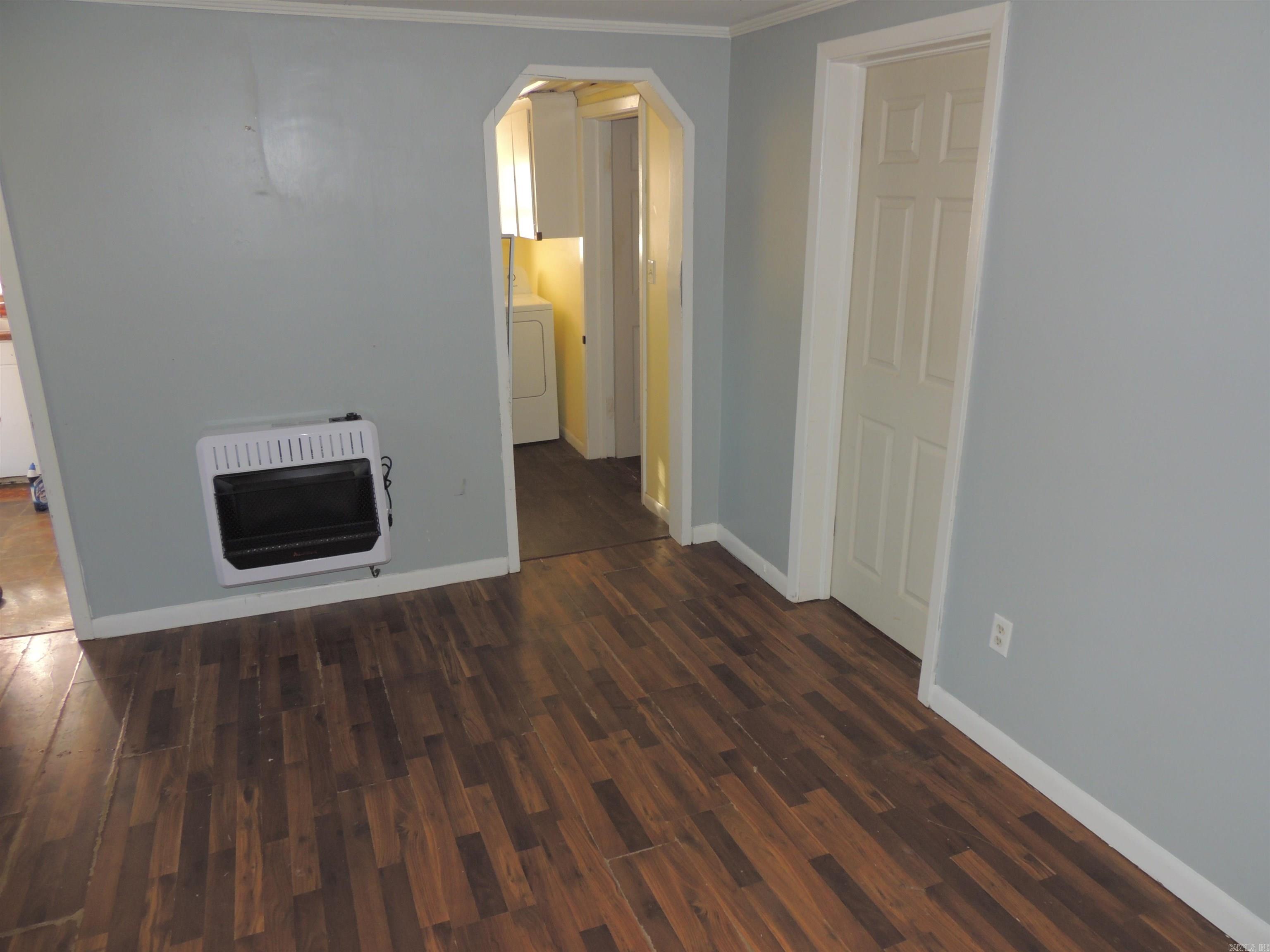 WEST MAIN ST - Residential