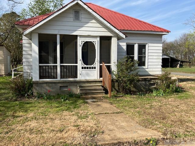 WEST MAIN ST - Residential