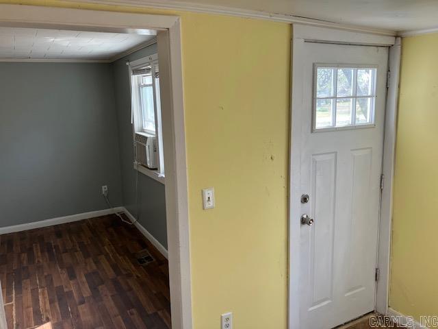 WEST MAIN ST - Residential