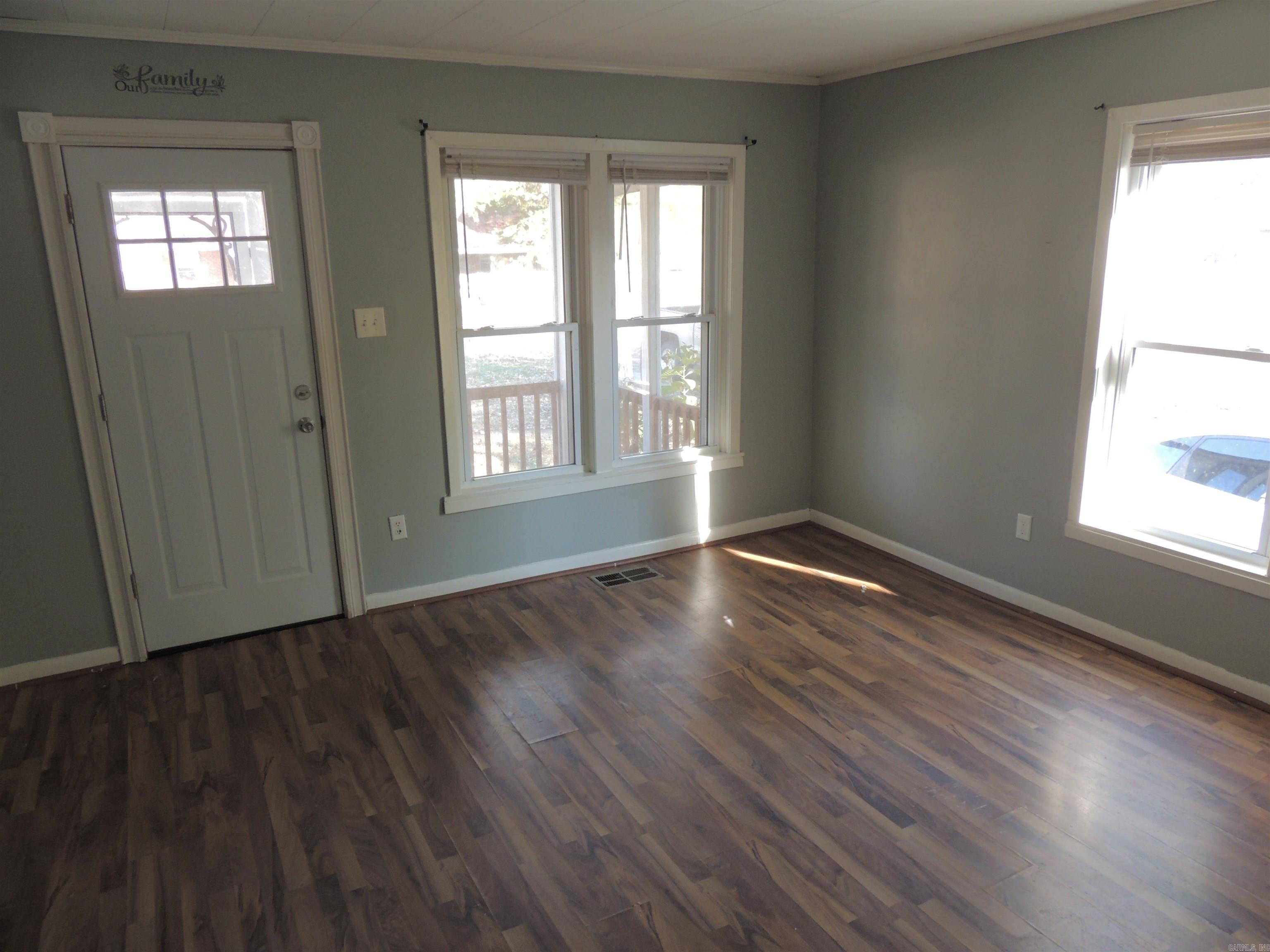 WEST MAIN ST - Residential