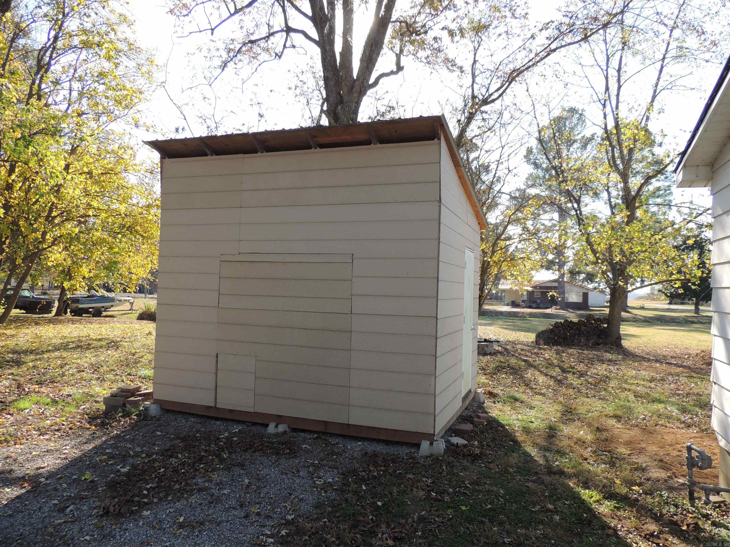 WEST MAIN ST - Residential