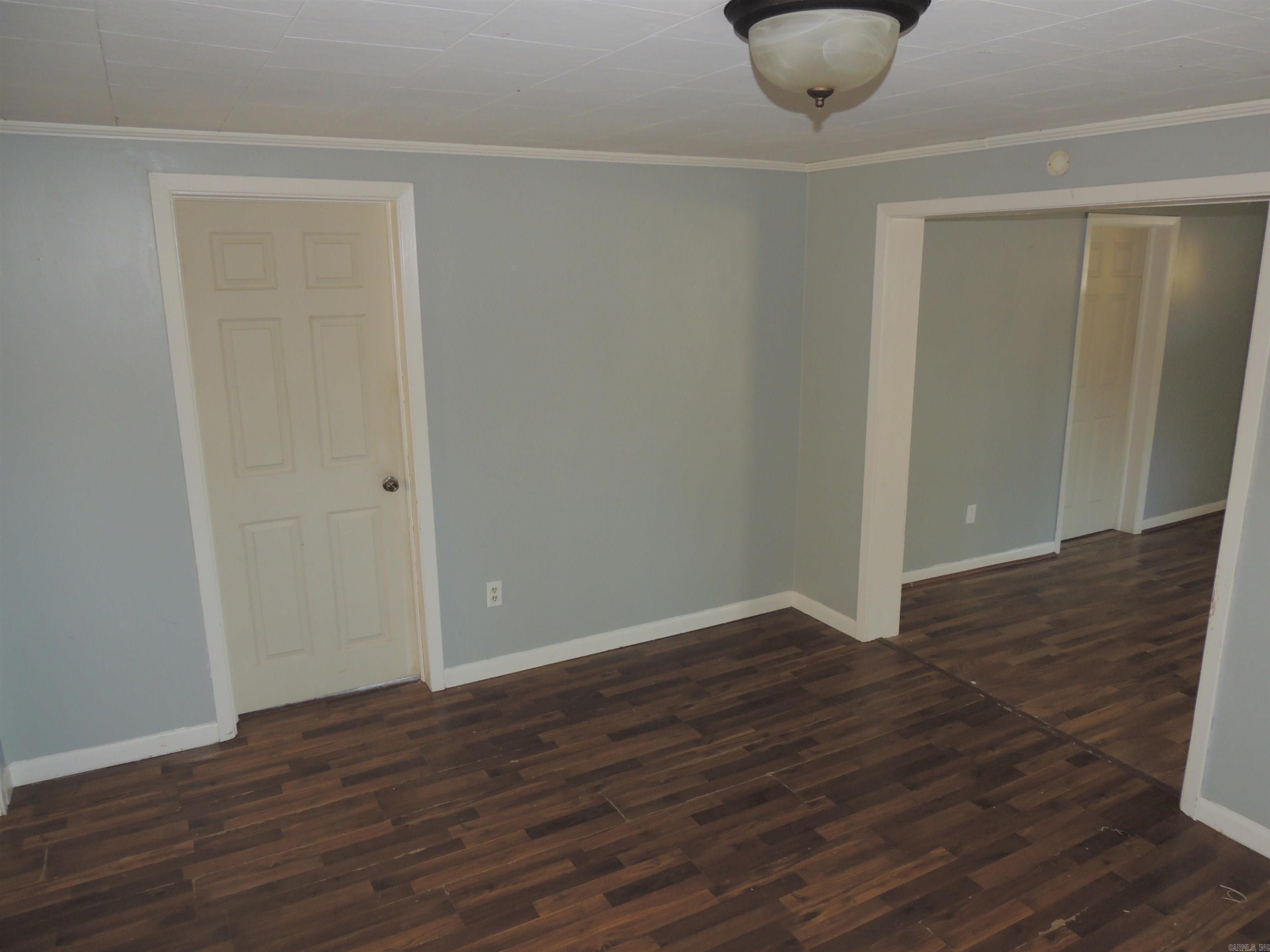 WEST MAIN ST - Residential