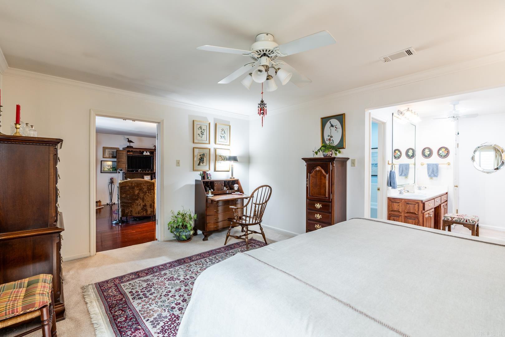 KINGSBRIDGE TWNHSE - Residential