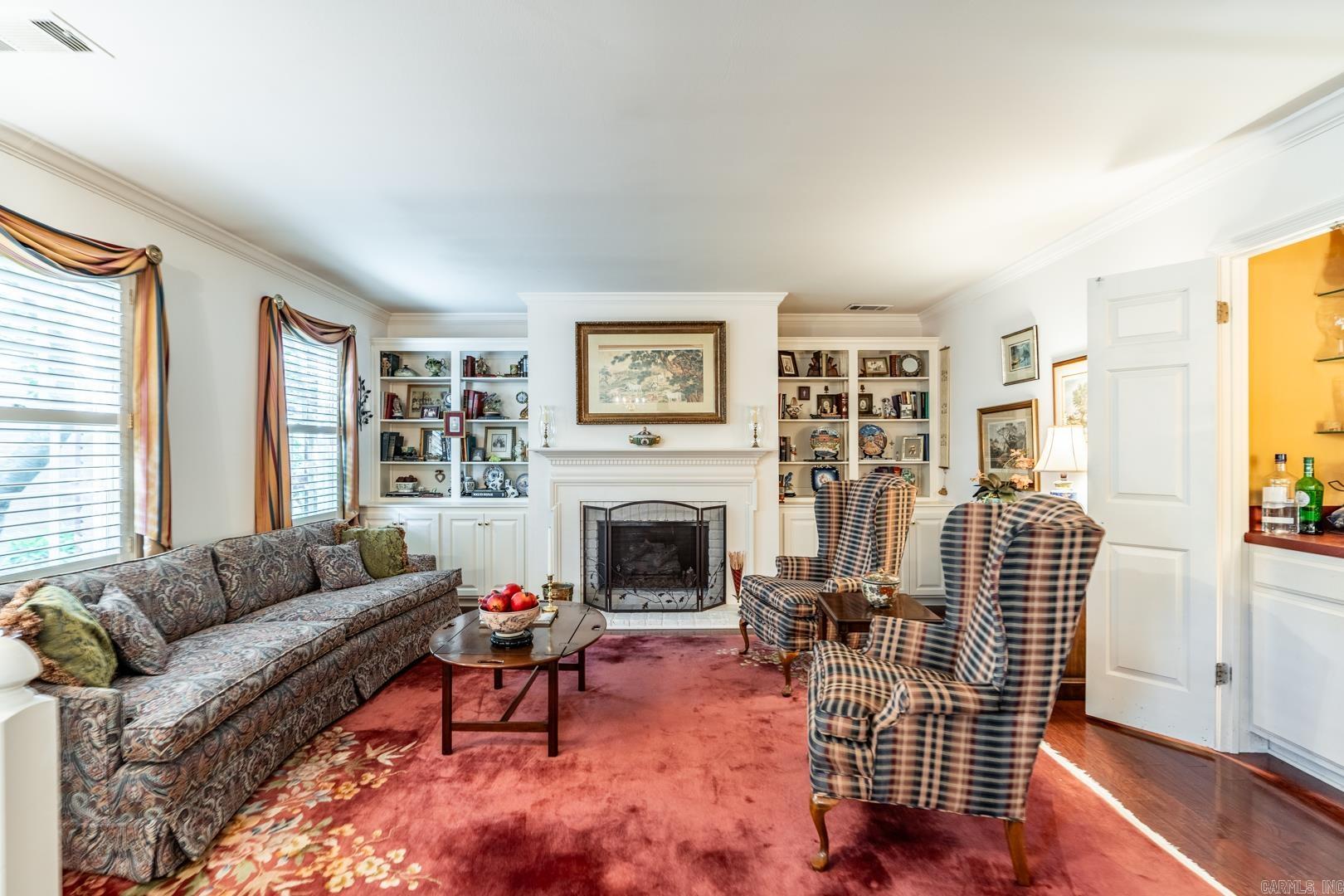 KINGSBRIDGE TWNHSE - Residential