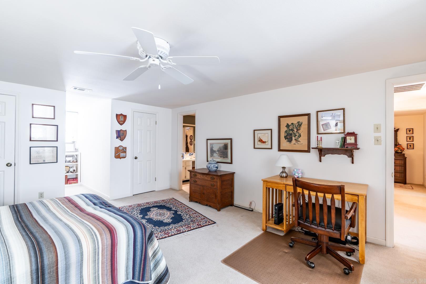 KINGSBRIDGE TWNHSE - Residential