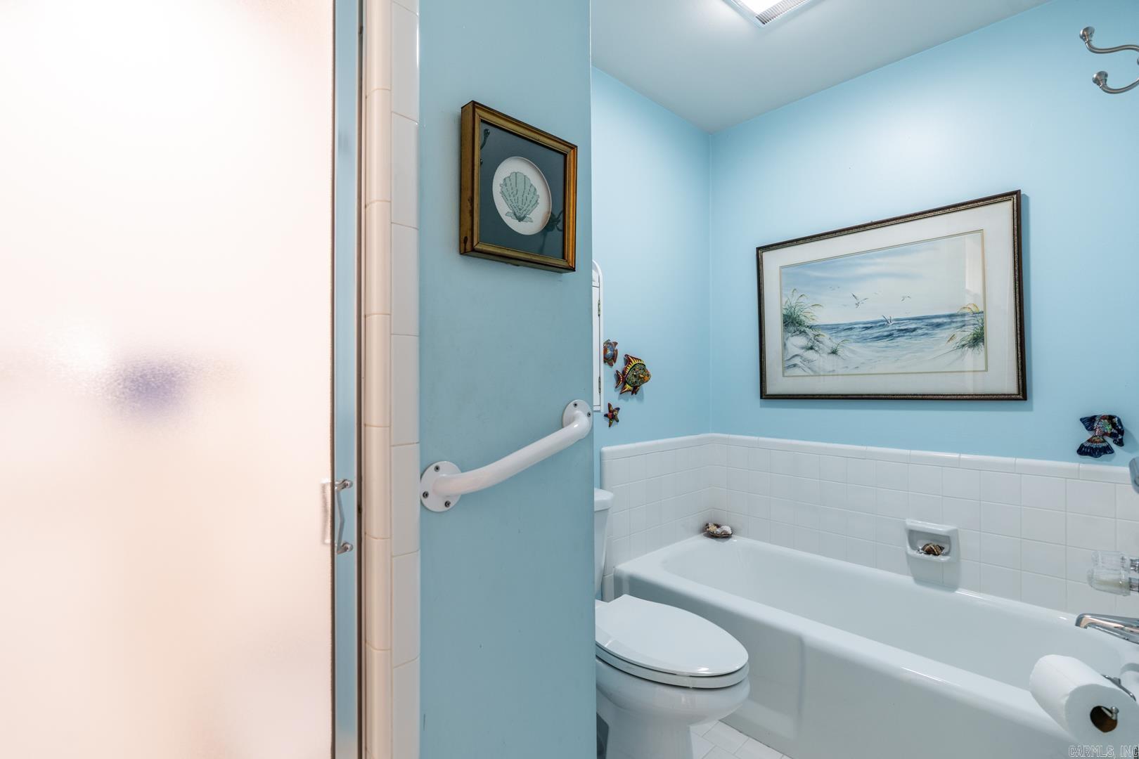 KINGSBRIDGE TWNHSE - Residential