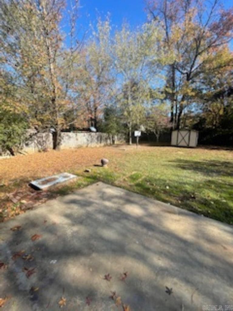 Oak Meadows - Residential Lease