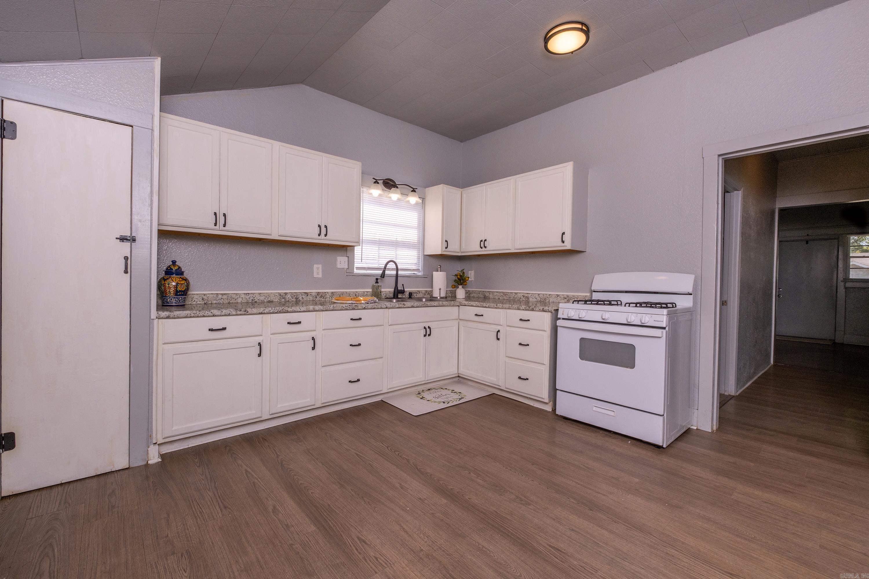 Laskers - Residential