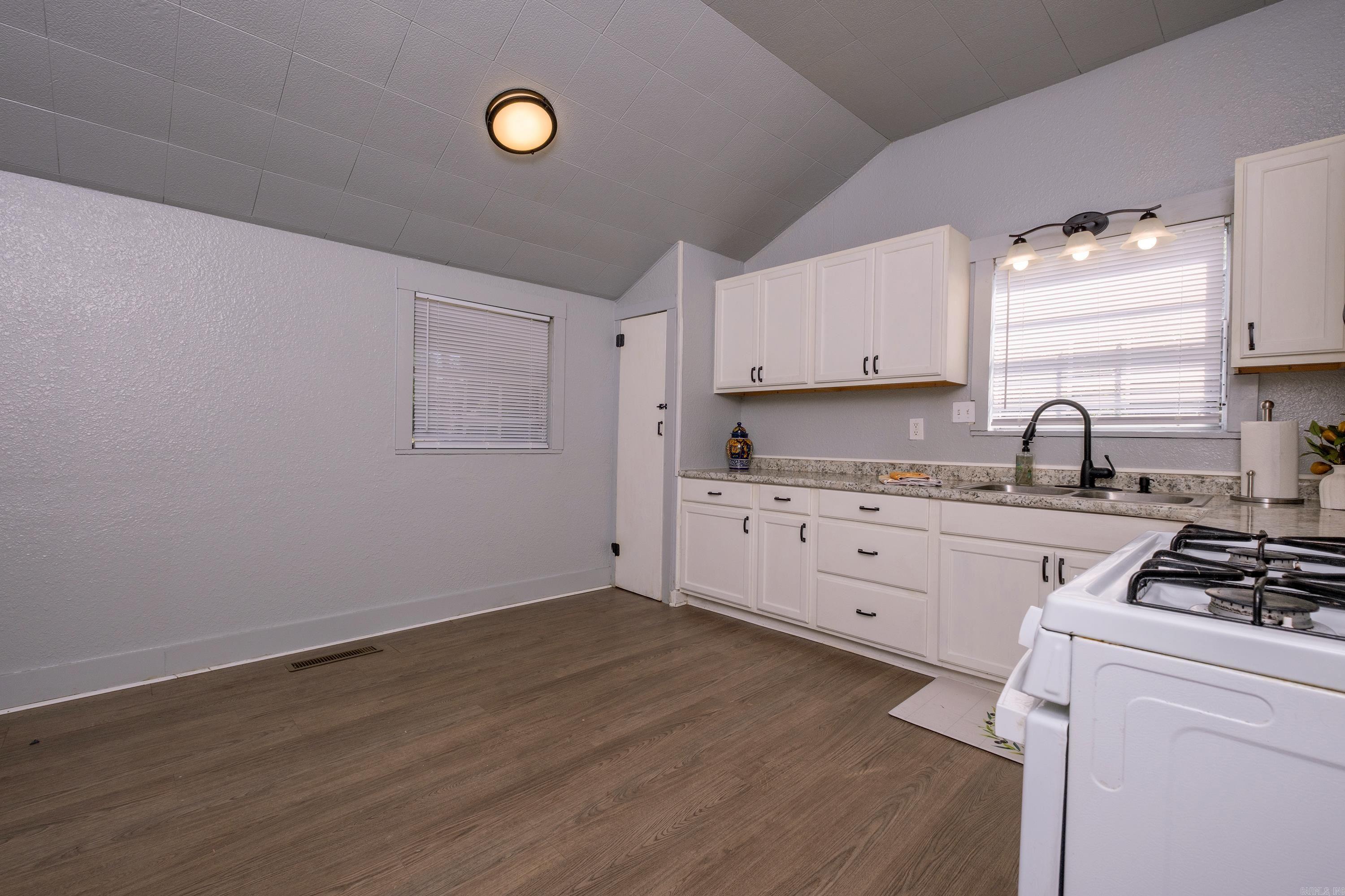 Laskers - Residential