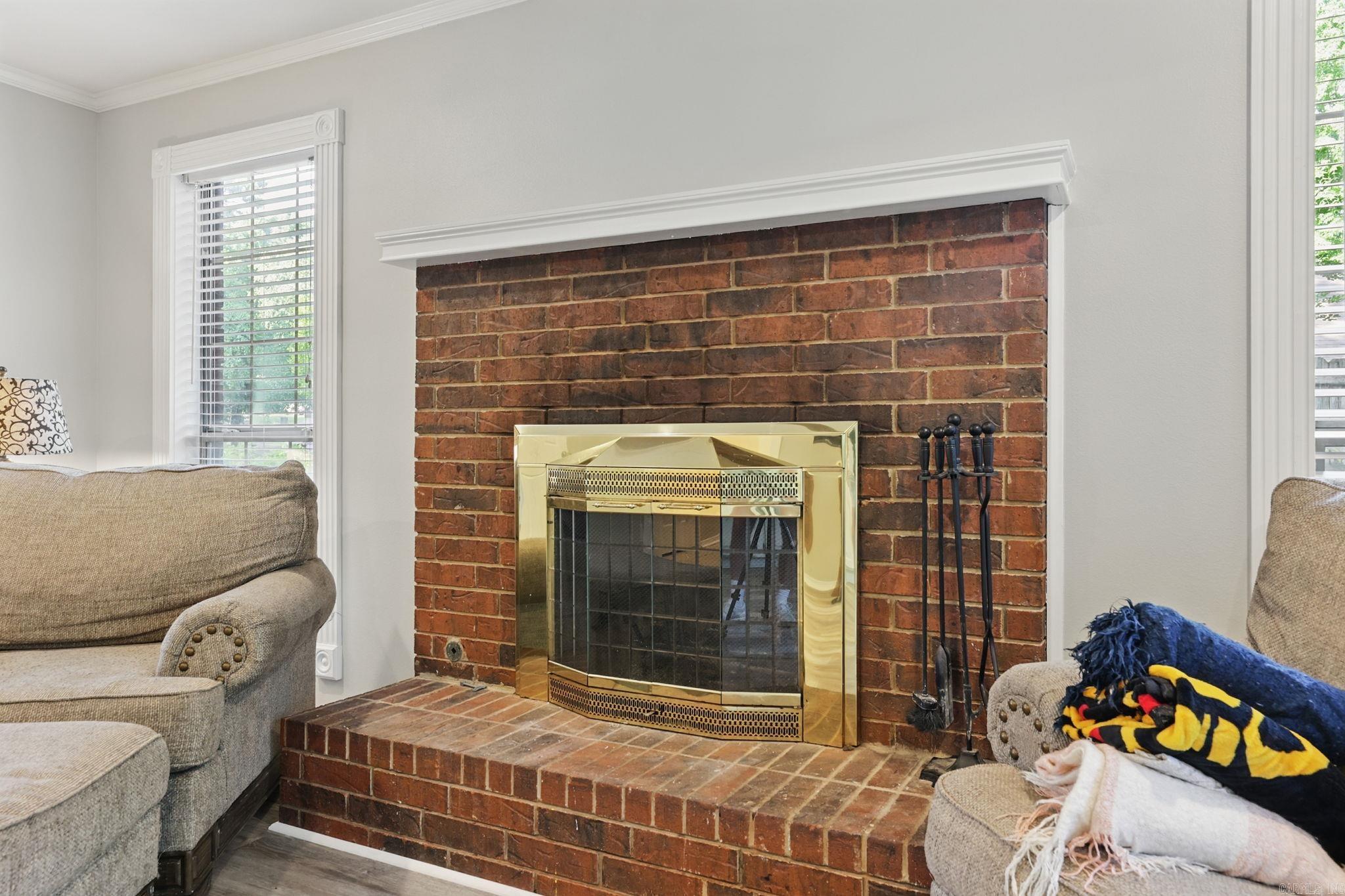 RIVER OAKS - Residential