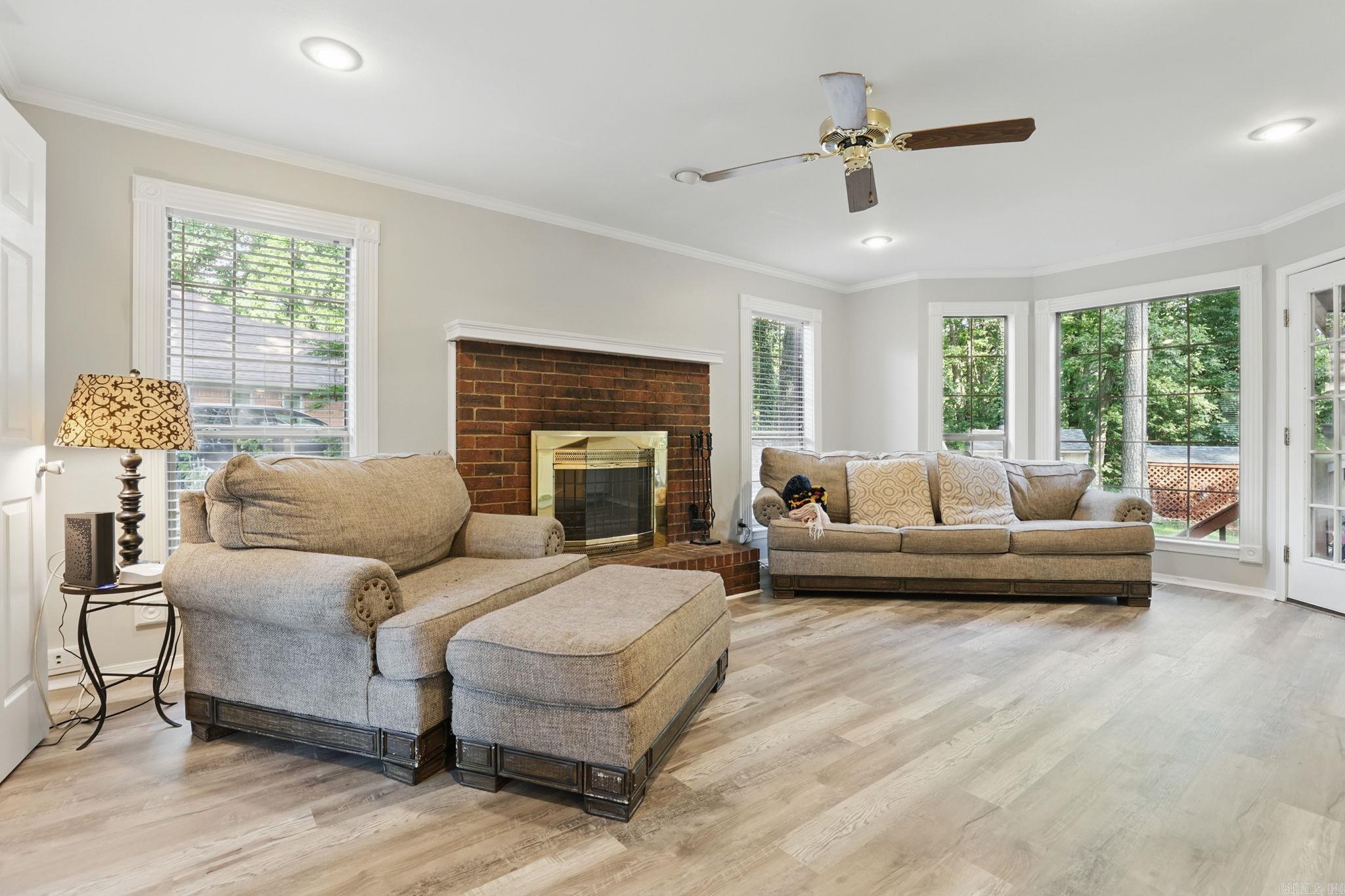 RIVER OAKS - Residential