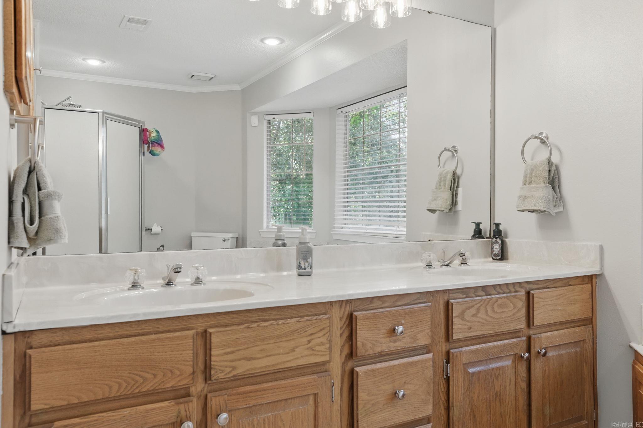 RIVER OAKS - Residential