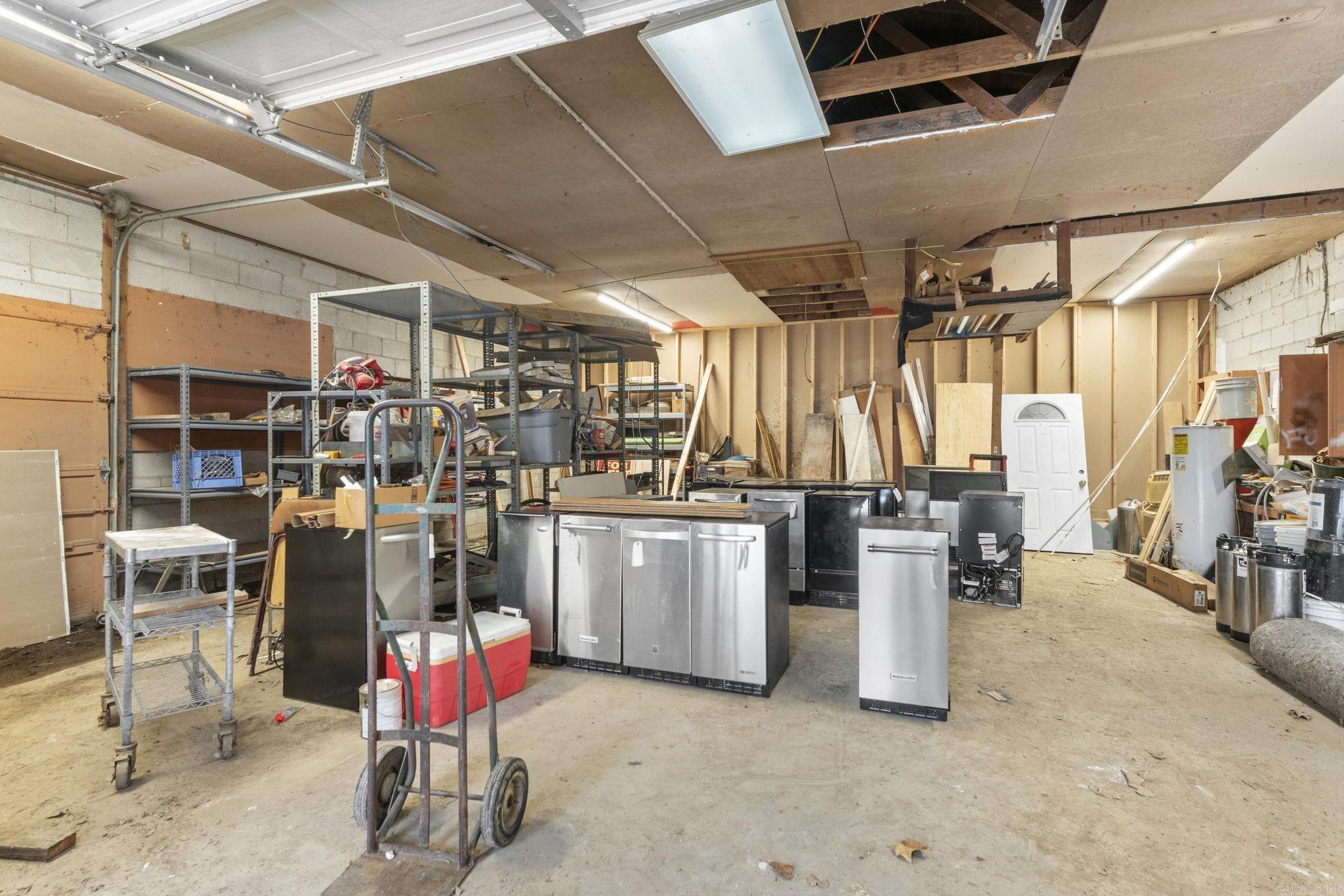 Metes & Bounds - Residential Income