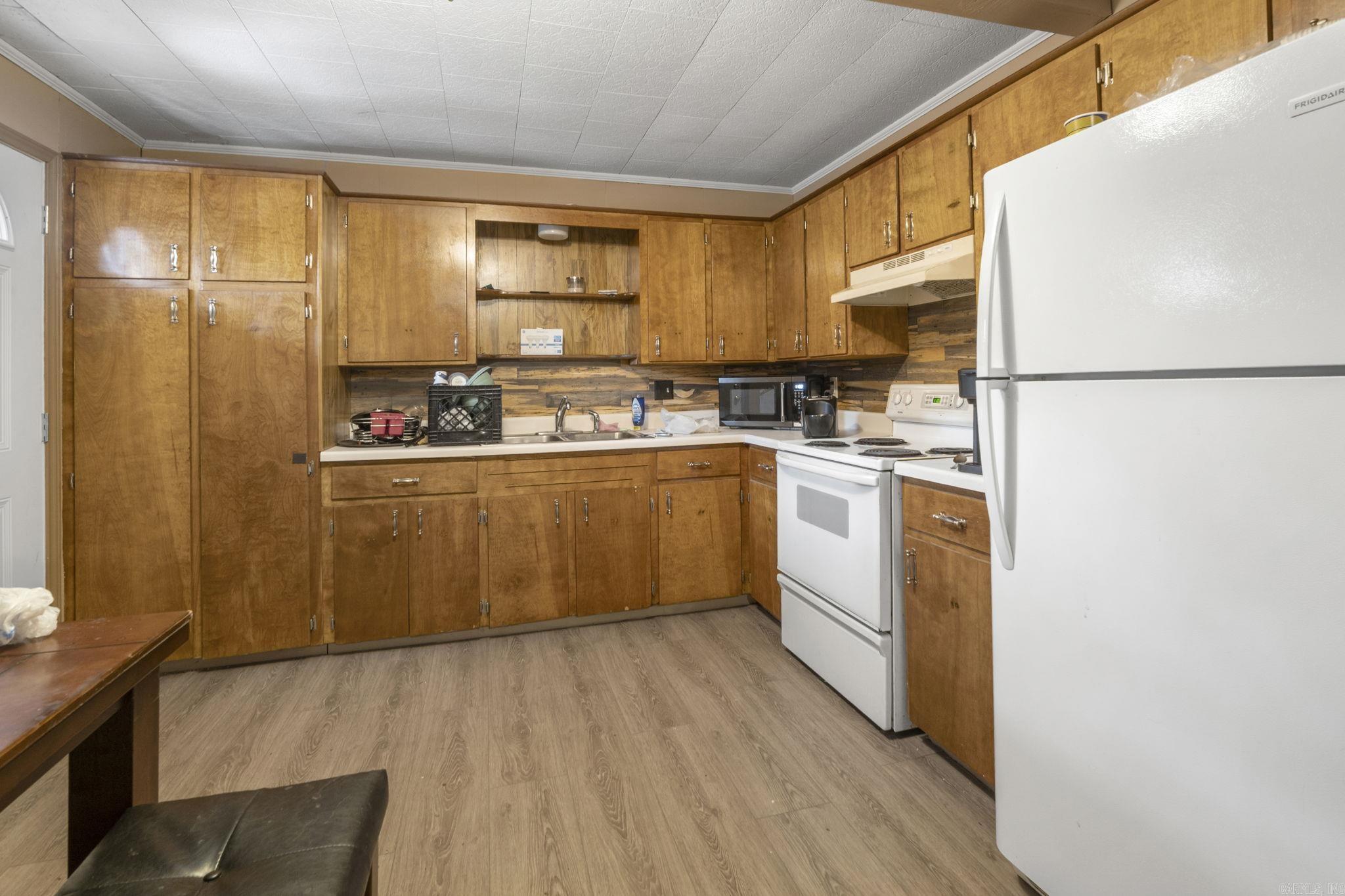 Metes & Bounds - Residential Income