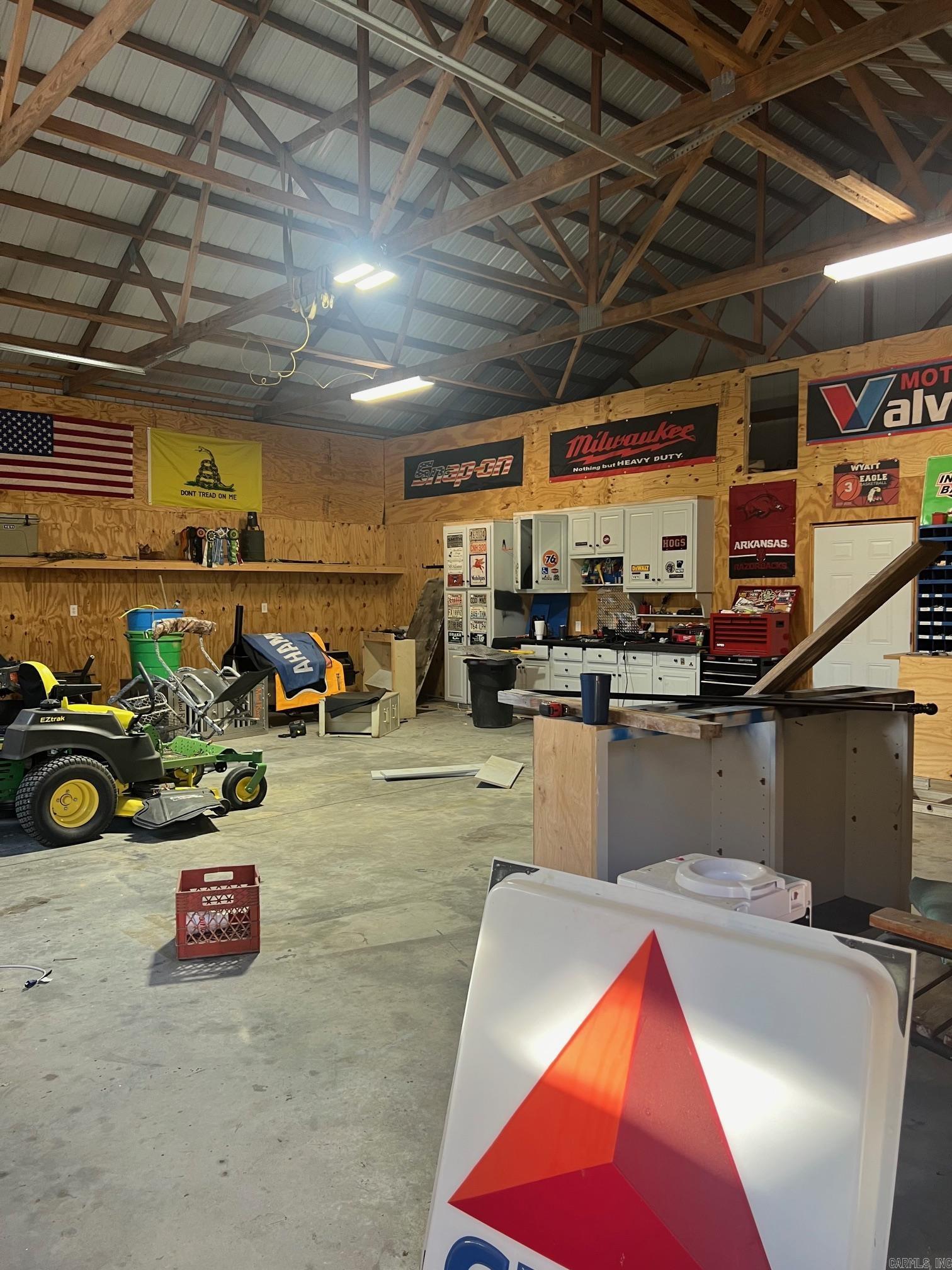 ROSE BUD OUTLOTS - Residential