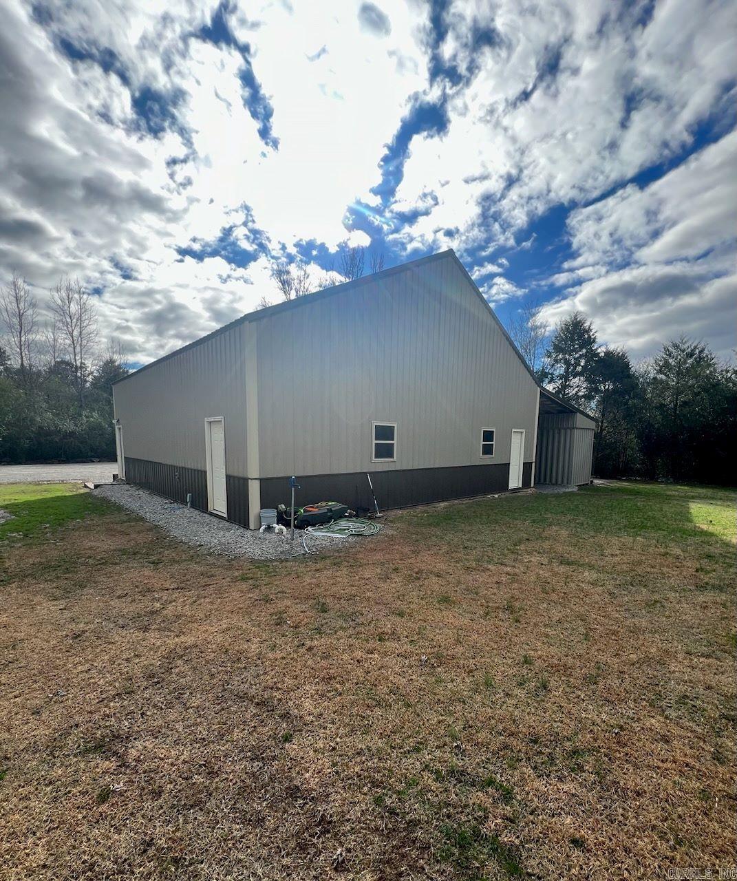 ROSE BUD OUTLOTS - Residential