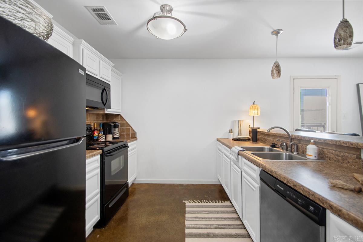 NORTH HAVEN - Residential