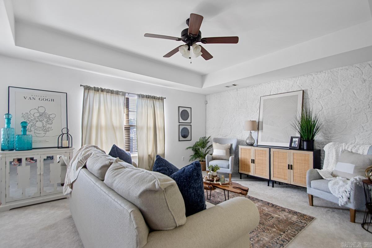 NORTH HAVEN - Residential