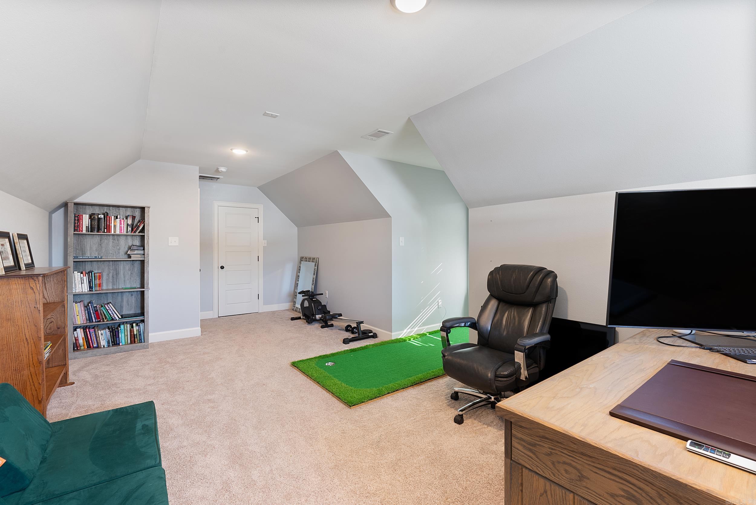 CHAPEL CREEK - Residential