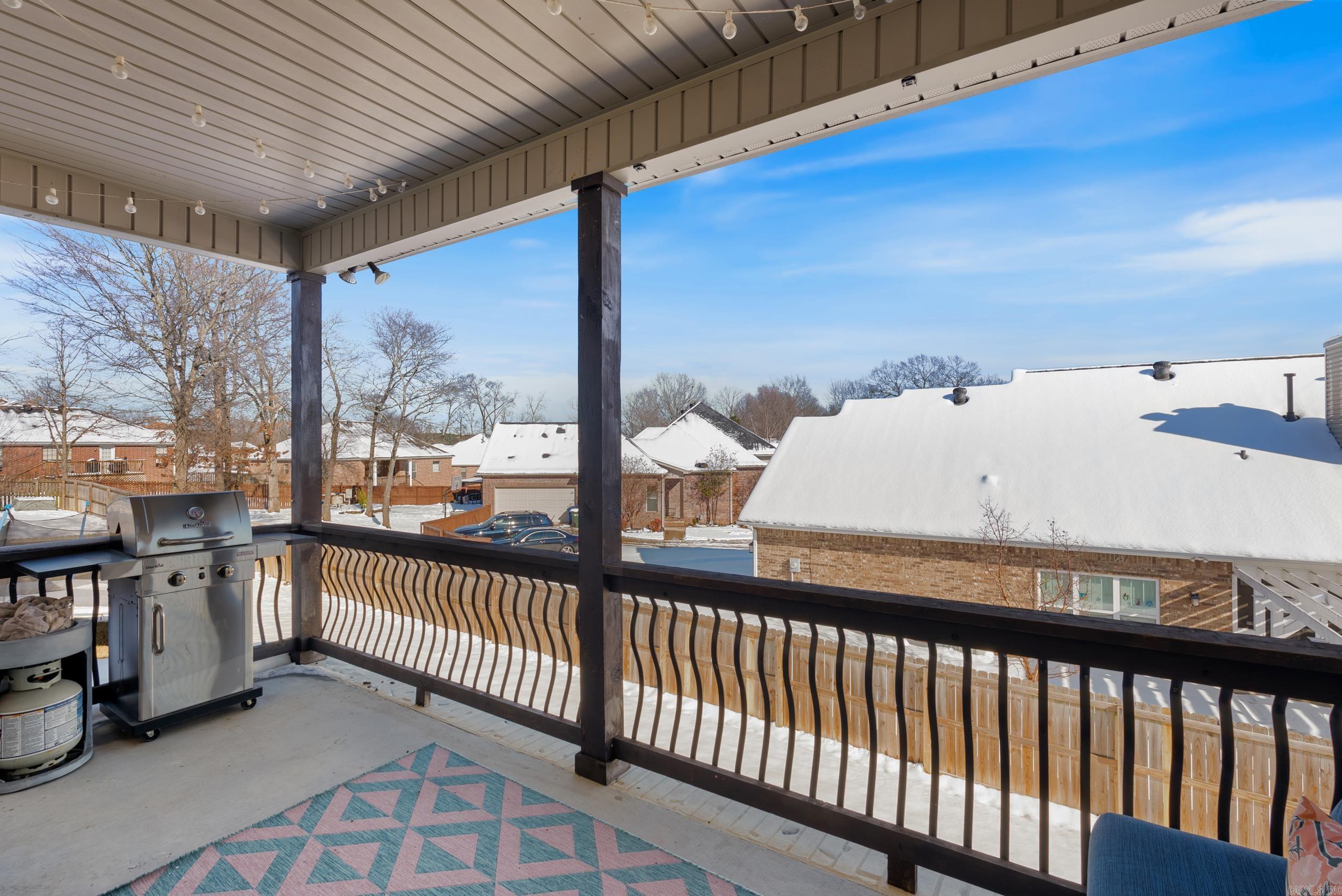 CHAPEL CREEK - Residential