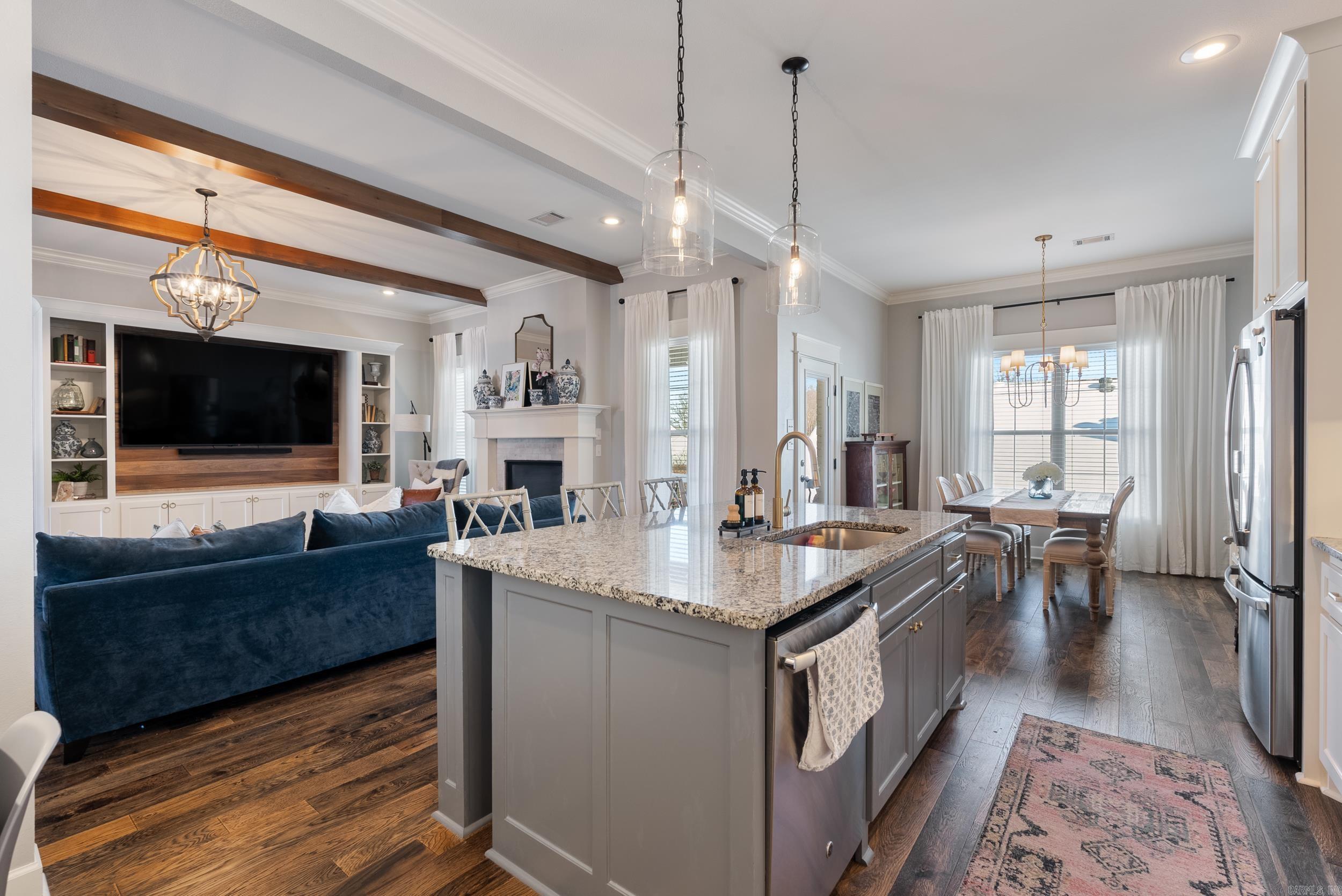 CHAPEL CREEK - Residential