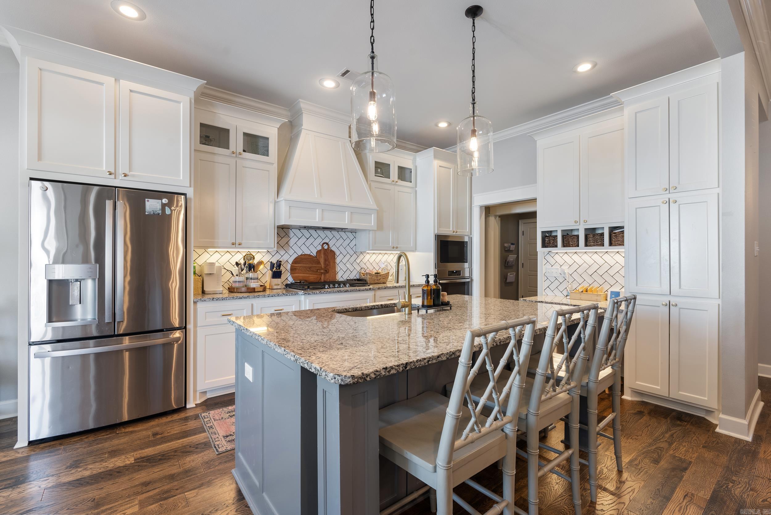 CHAPEL CREEK - Residential