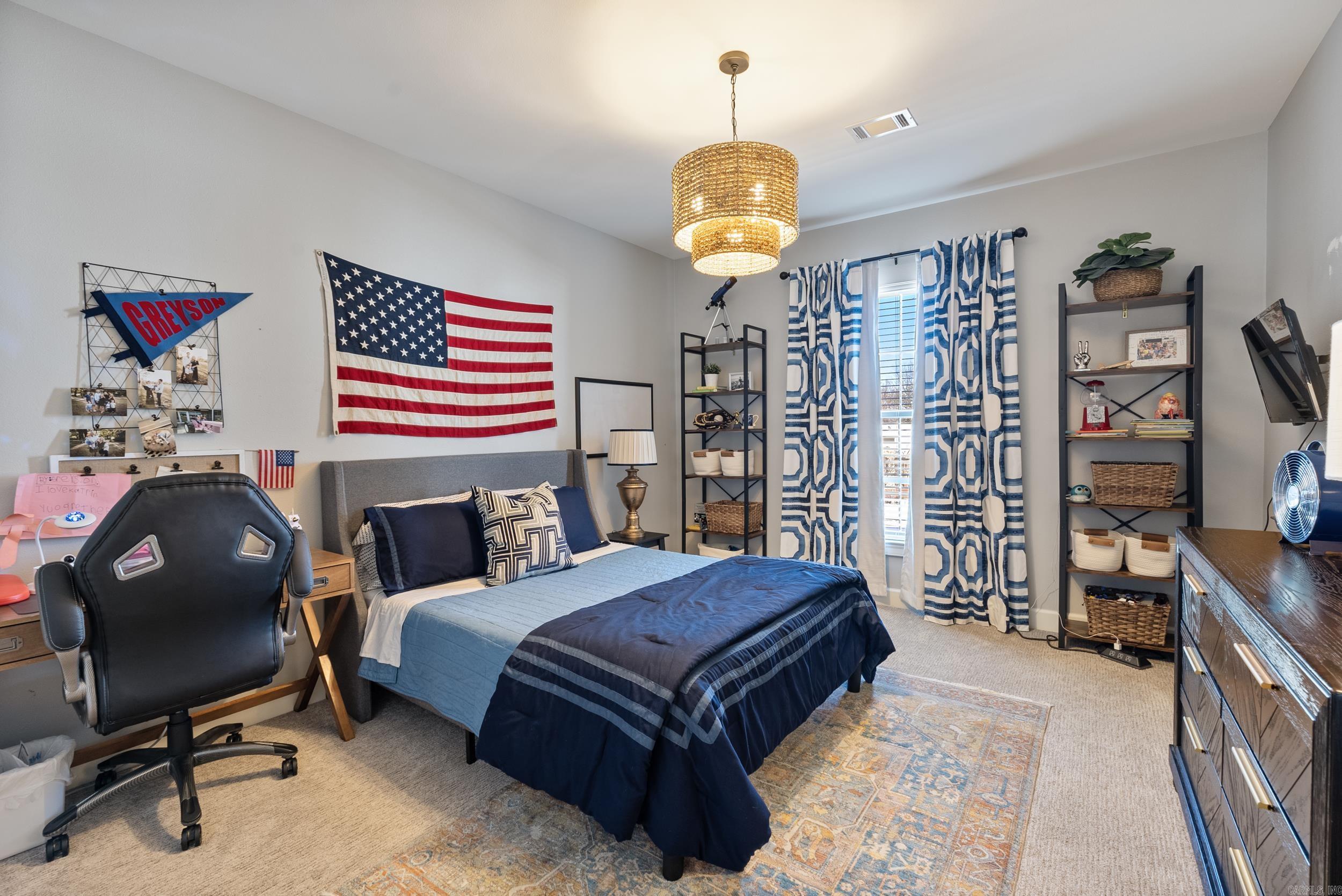 CHAPEL CREEK - Residential