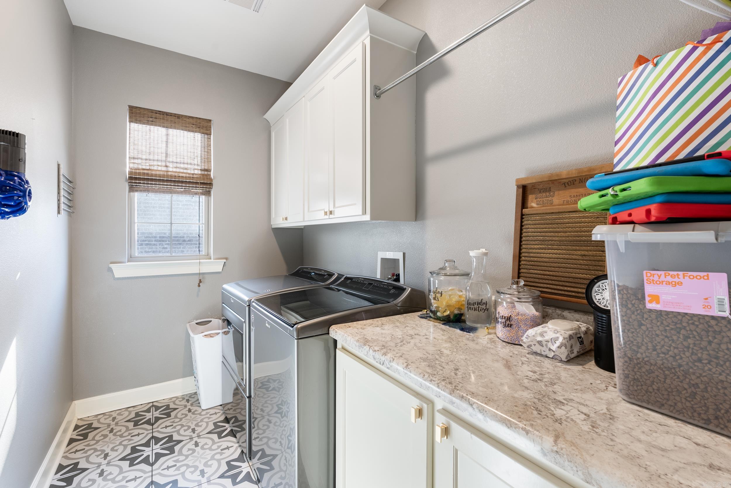 CHAPEL CREEK - Residential