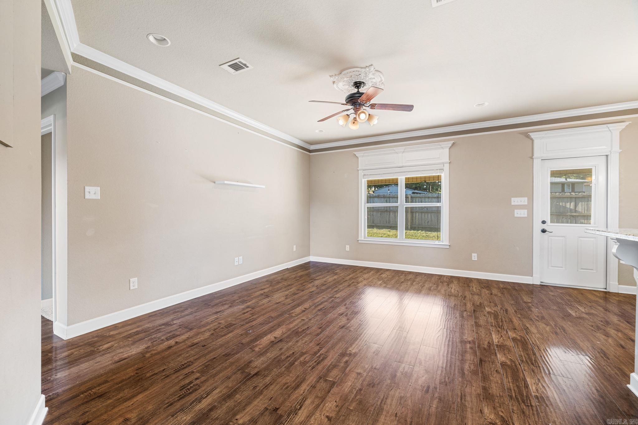 HUNTINGTON PLACE - Residential