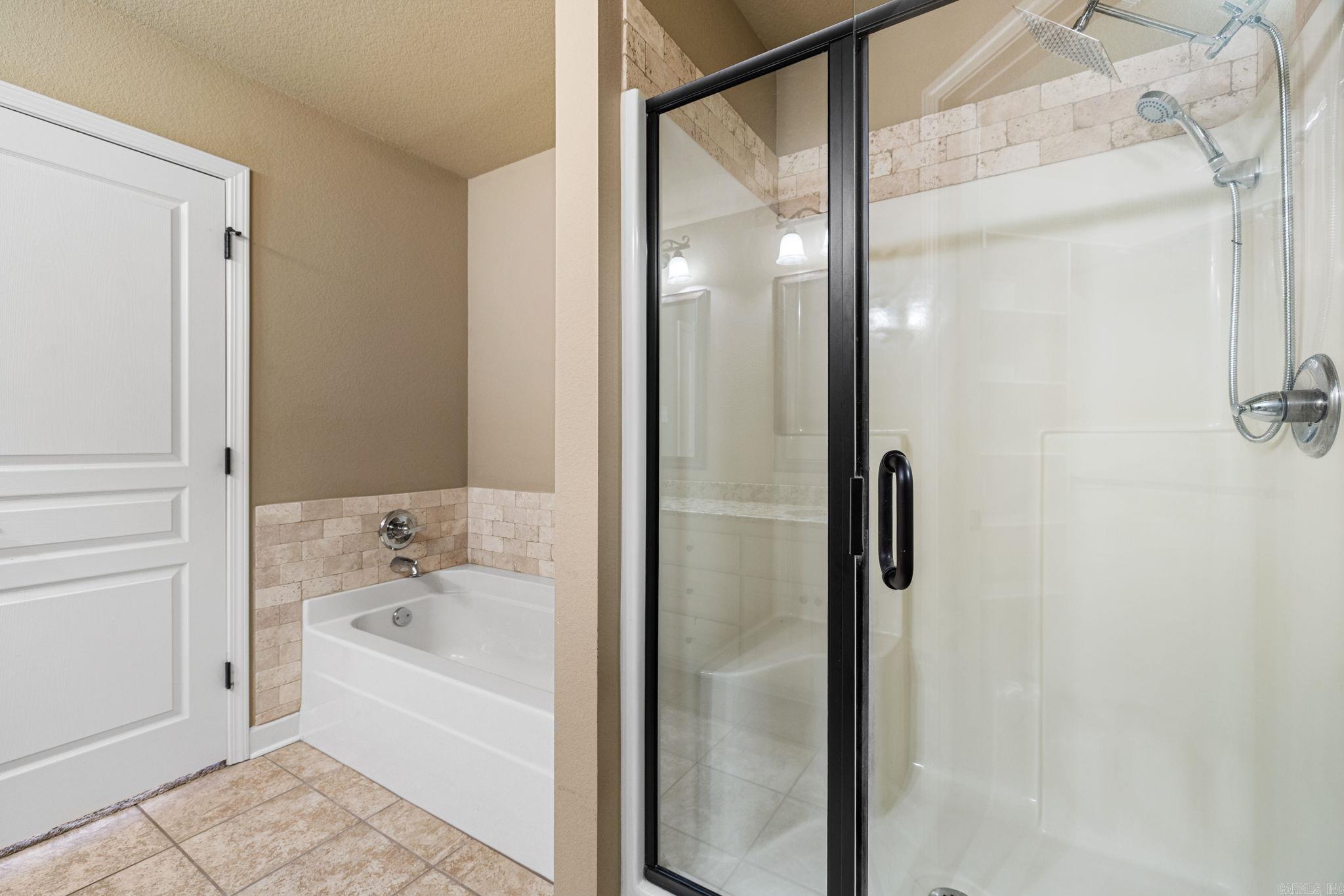 HUNTINGTON PLACE - Residential