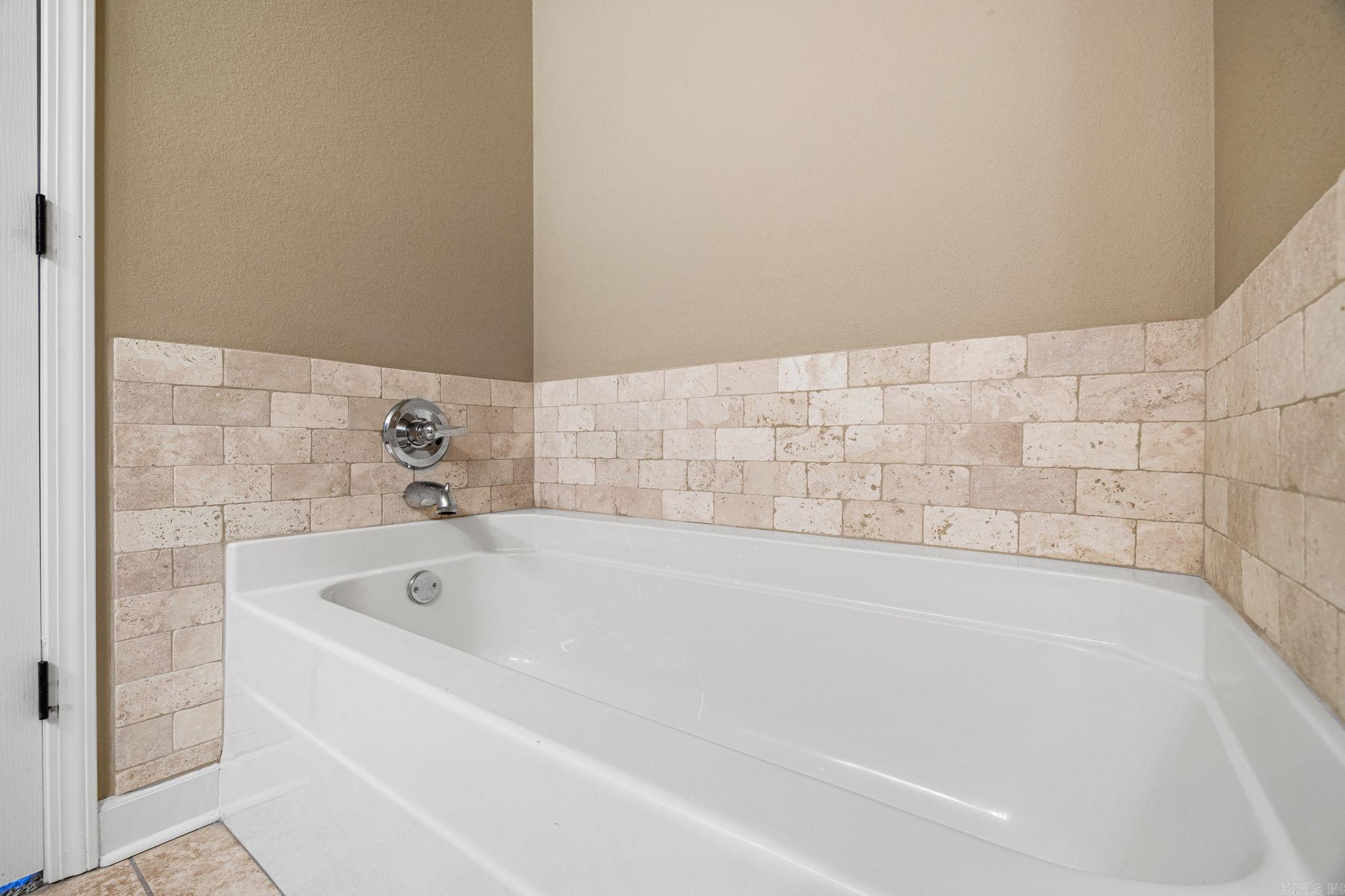HUNTINGTON PLACE - Residential