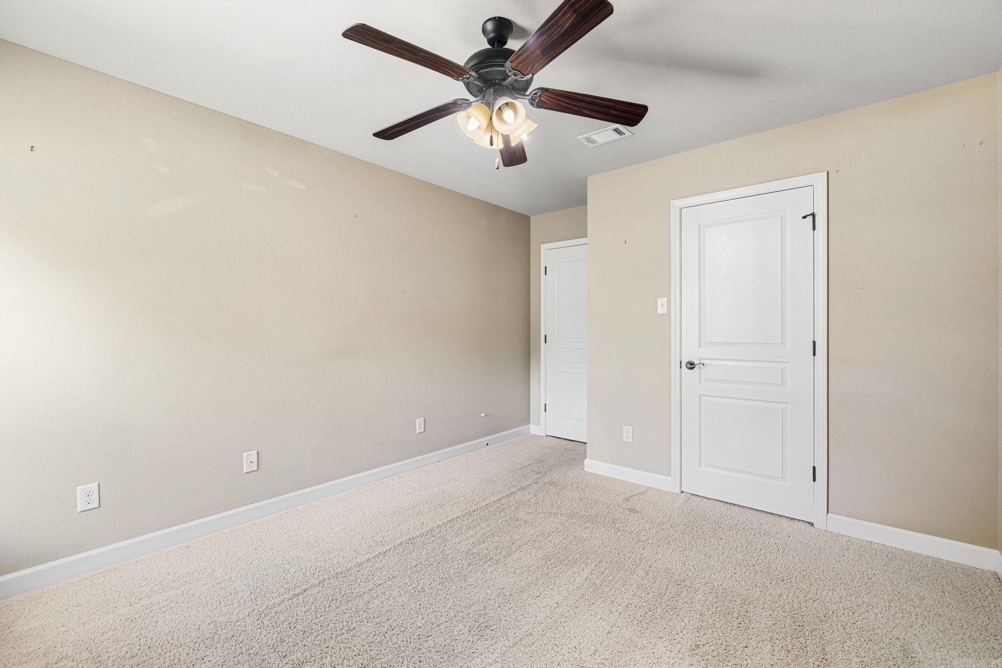 HUNTINGTON PLACE - Residential
