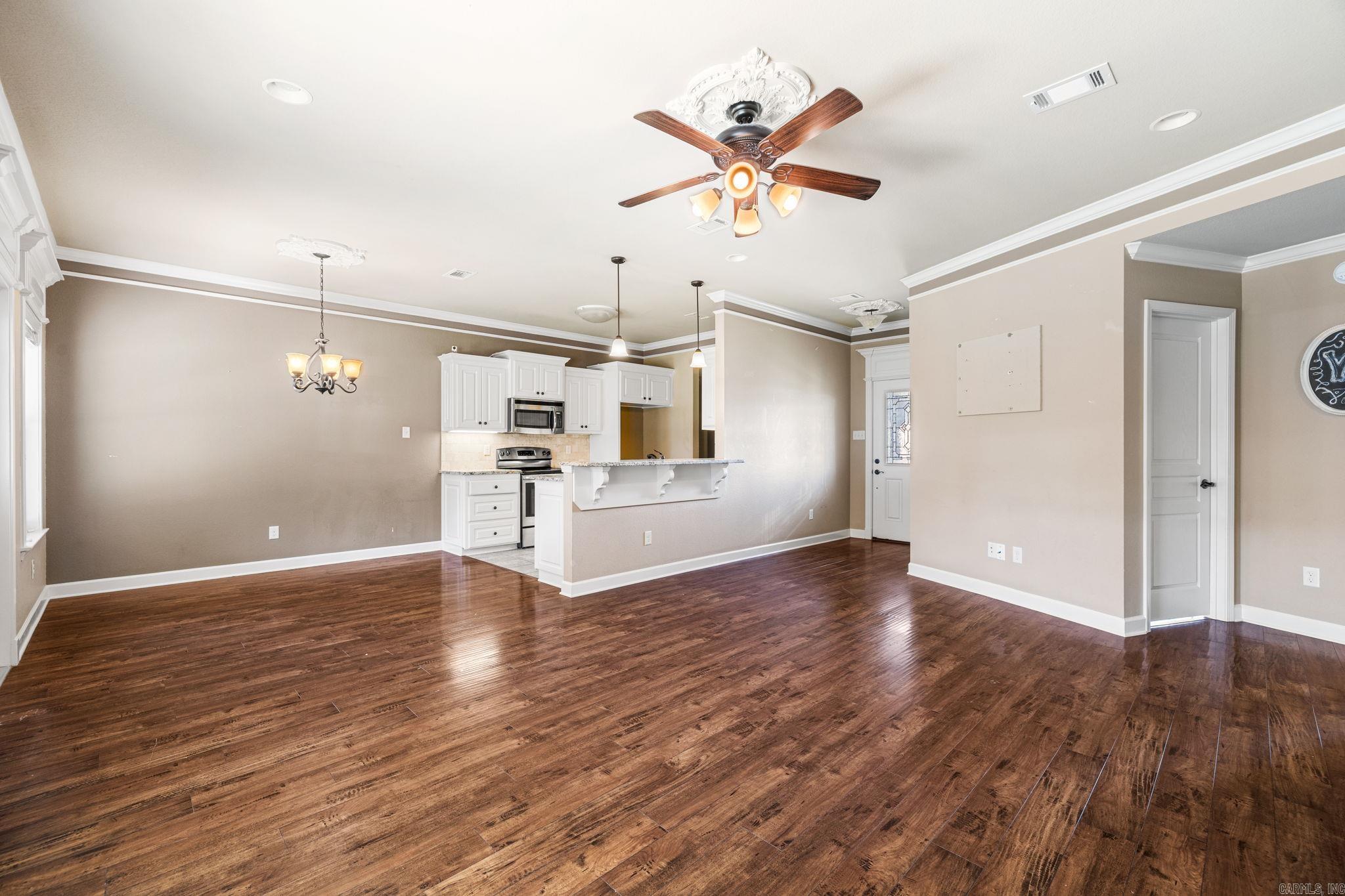 HUNTINGTON PLACE - Residential