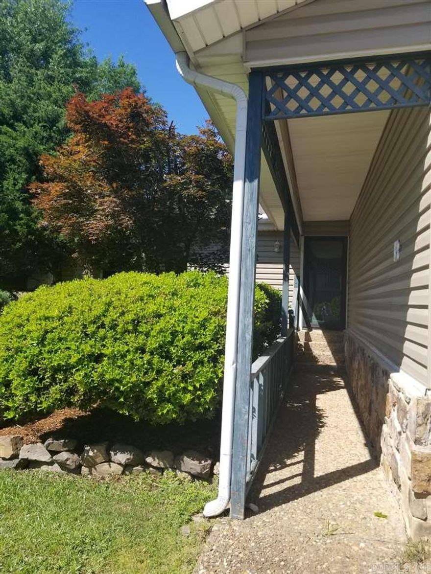 Great quiet neighborhood!  No through traffic.  Close to elementary school and Academic Plus School. Nice deck in the backyard.  Great living area.  New laminate floors throughout.  Check this place out!