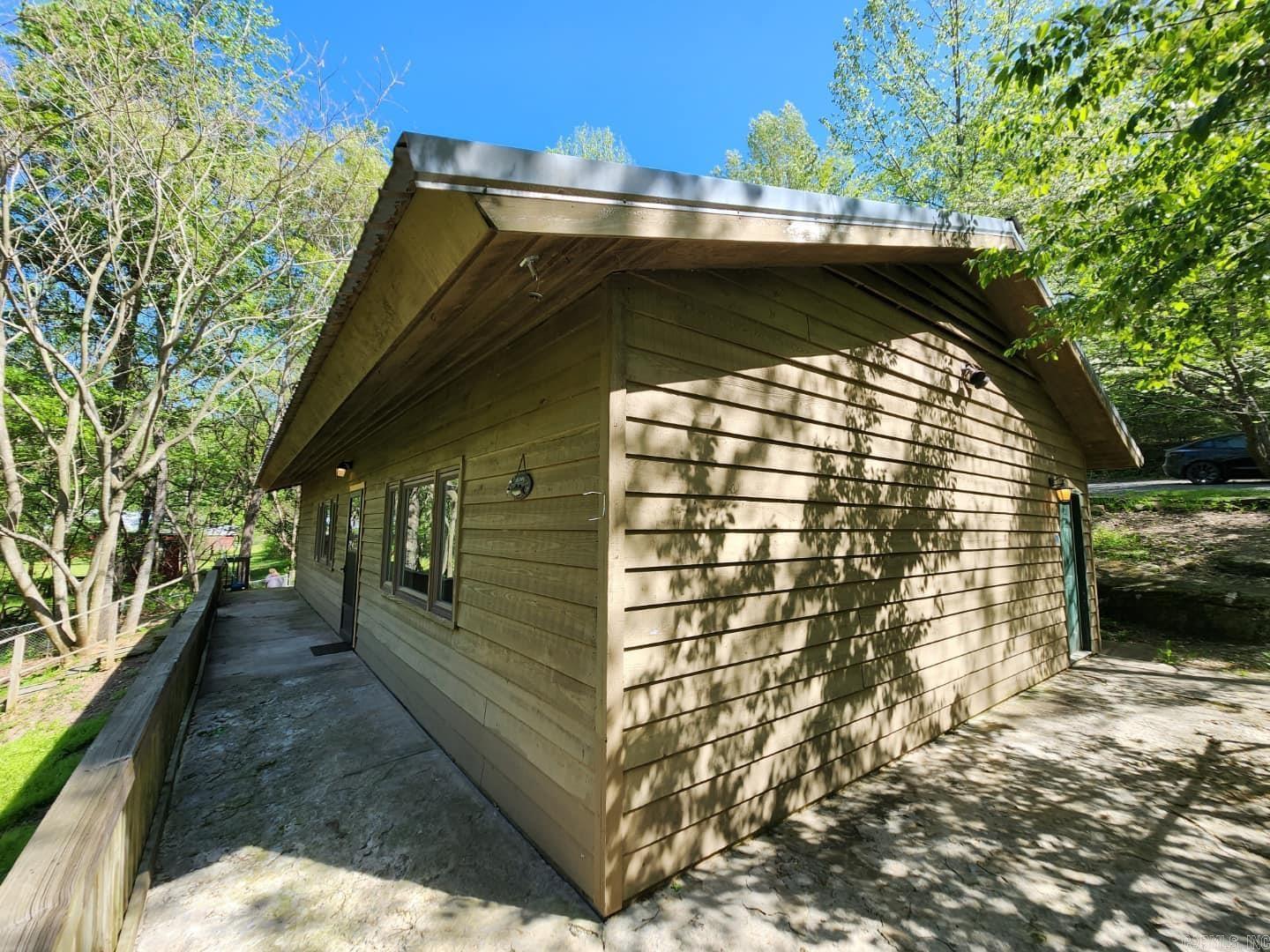 nil - Residential Lease