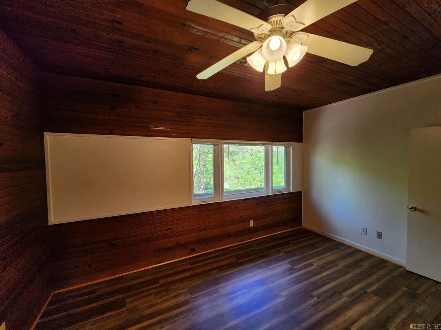 nil - Residential Lease