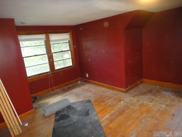 ORIGINAL TOWN NEWPORT - Residential