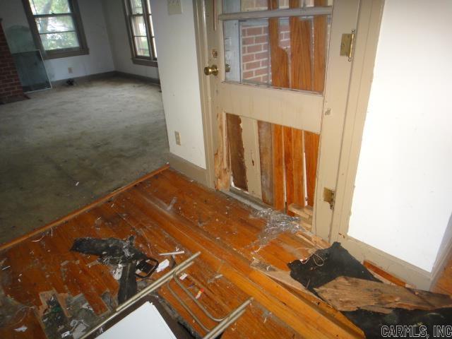 ORIGINAL TOWN NEWPORT - Residential