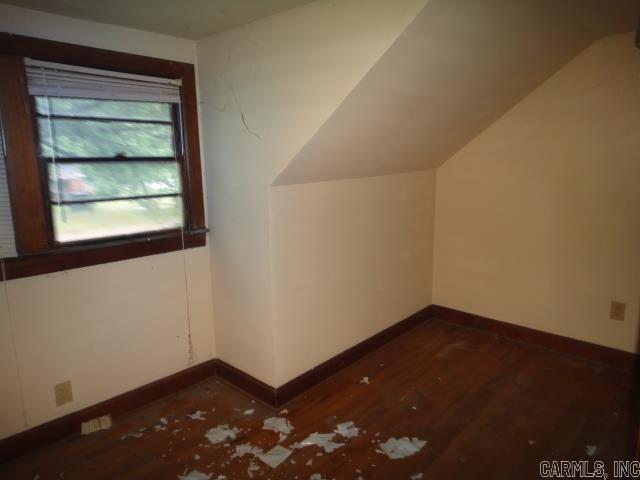 ORIGINAL TOWN NEWPORT - Residential