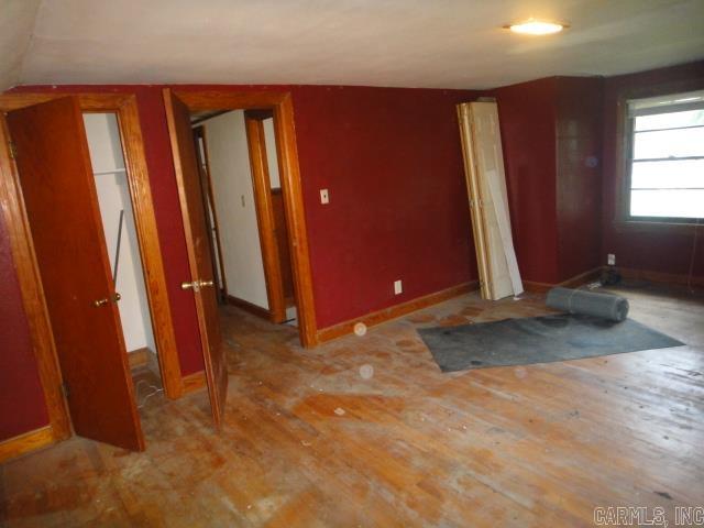 ORIGINAL TOWN NEWPORT - Residential